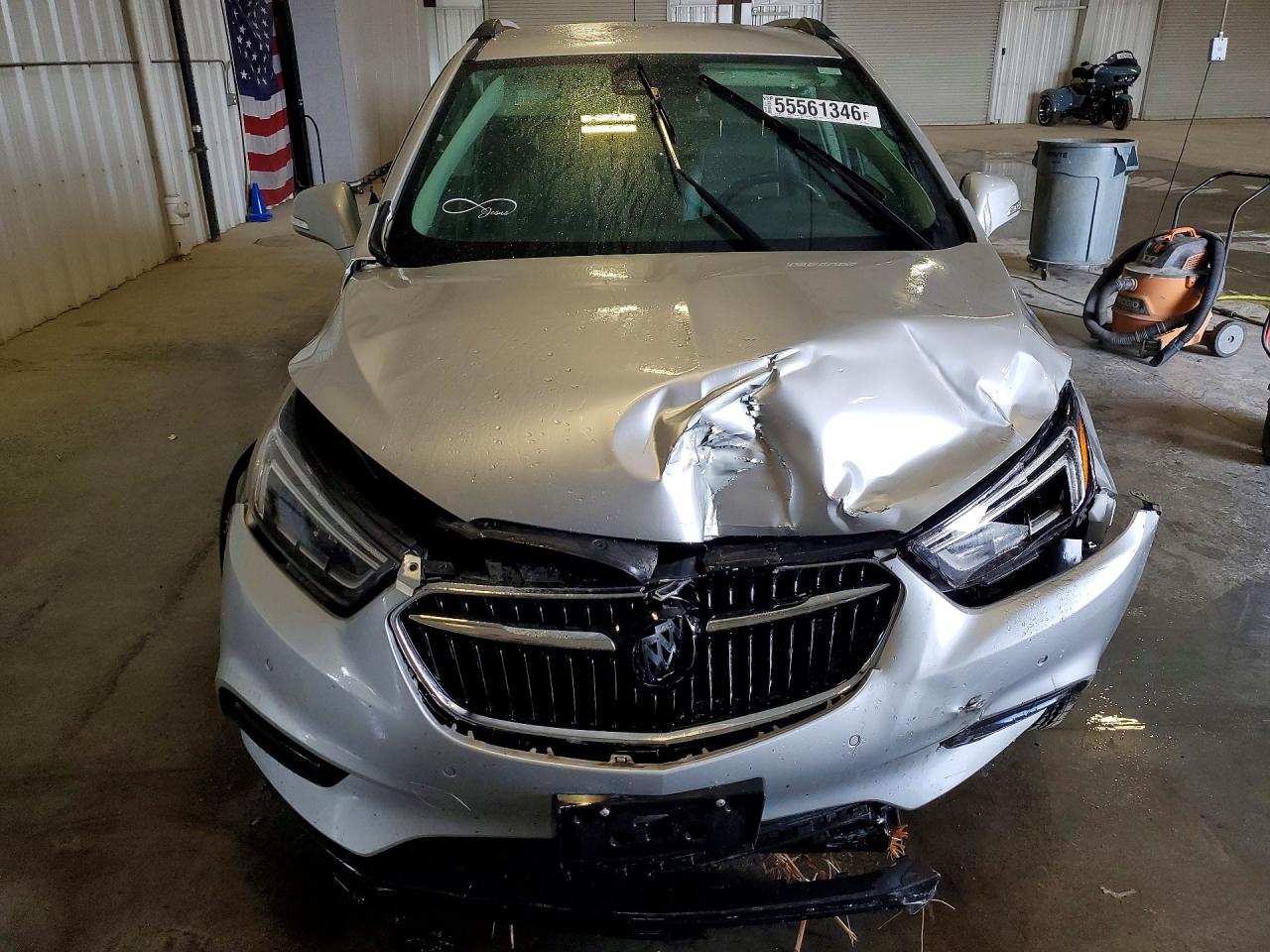 2019 Buick Encore Essence Silver vin: KL4CJGSMXKB950886