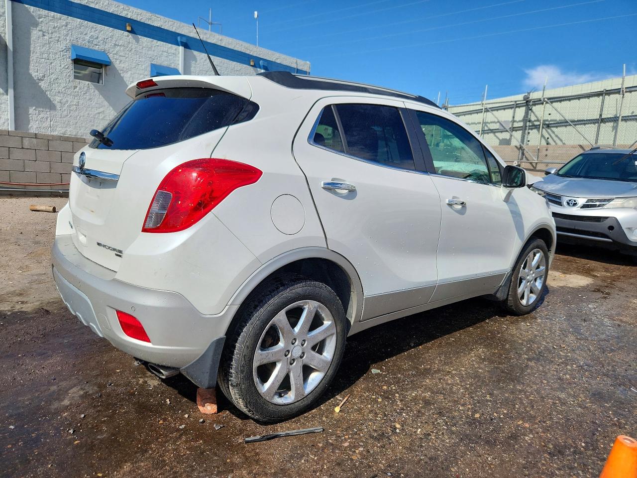 2013 Buick Encore Premium White vin: KL4CJHSB5DB211271