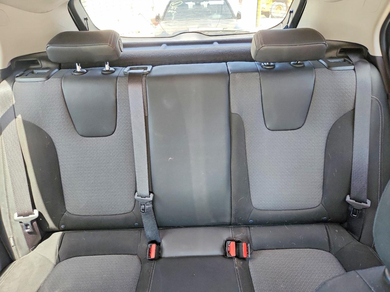 2022 Buick Encore Gx Preferred Белый vin: KL4MMBS21NB093827