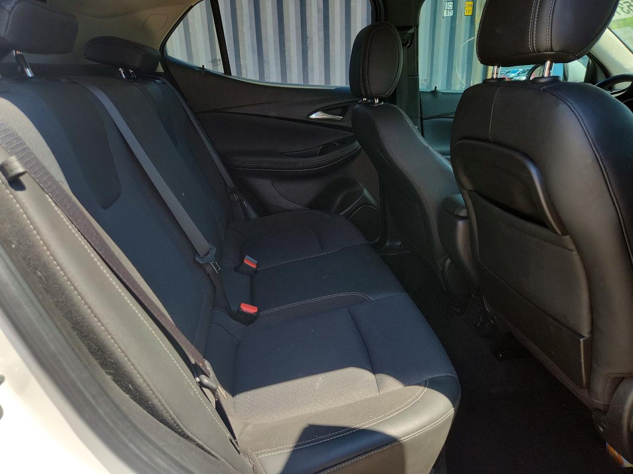 2022 Buick Encore Gx Preferred Белый vin: KL4MMBS21NB093827