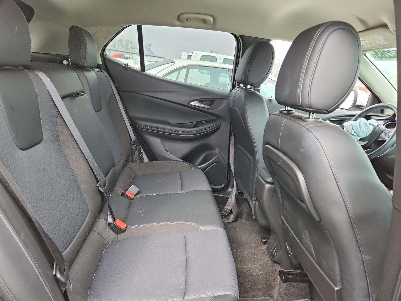 2022 Buick Encore Gx Select White vin: KL4MMESL7NB080543