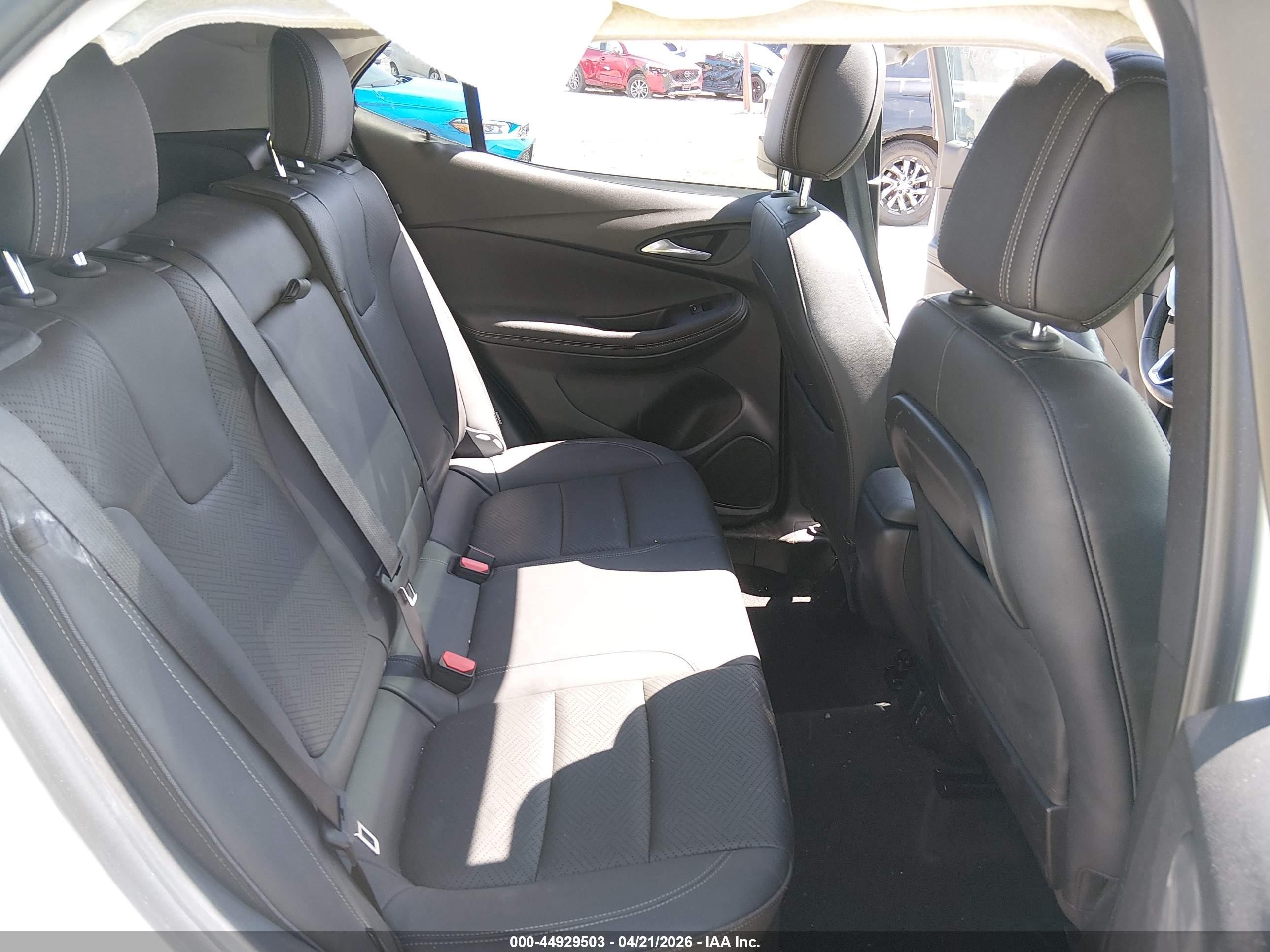 2020 Buick Encore Gx Awd Essence White vin: KL4MMGSL7LB113730