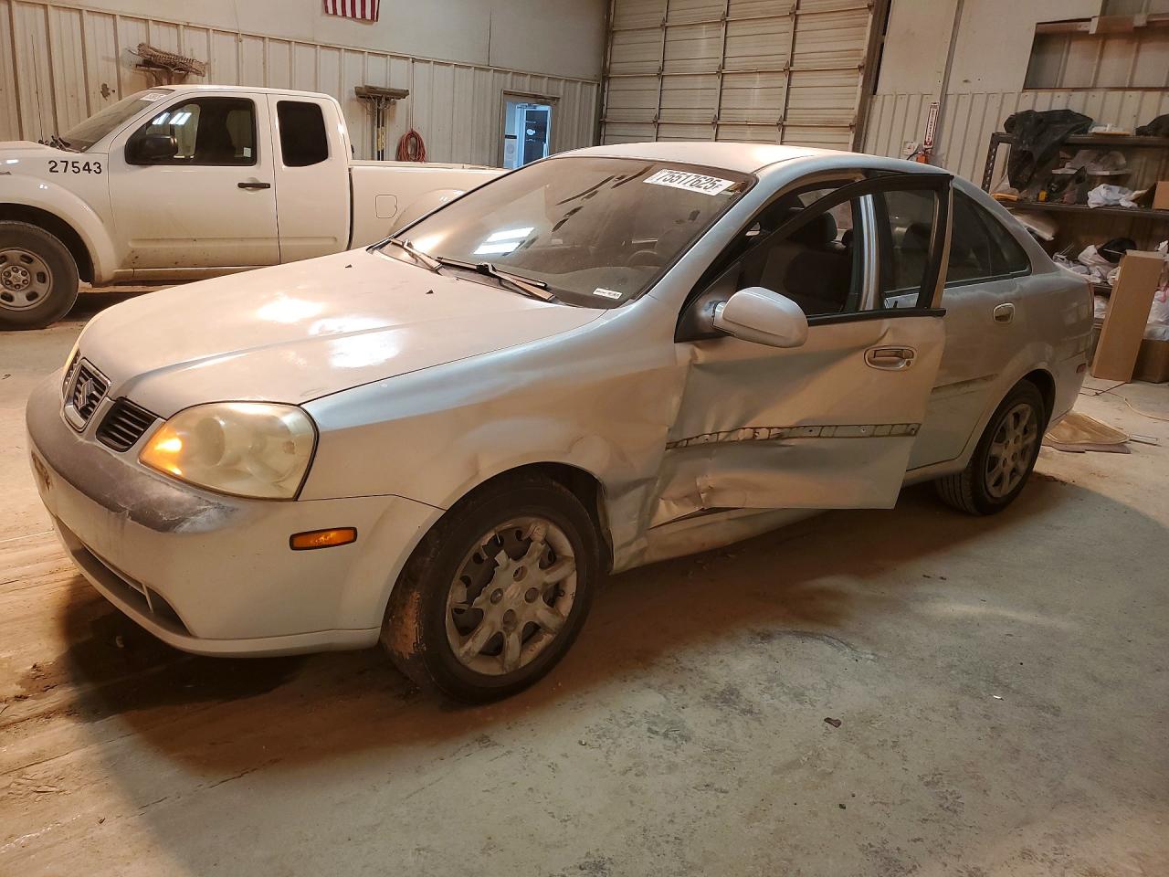 2004 Suzuki Forenza S Silver vin: KL5JD52Z14K048088