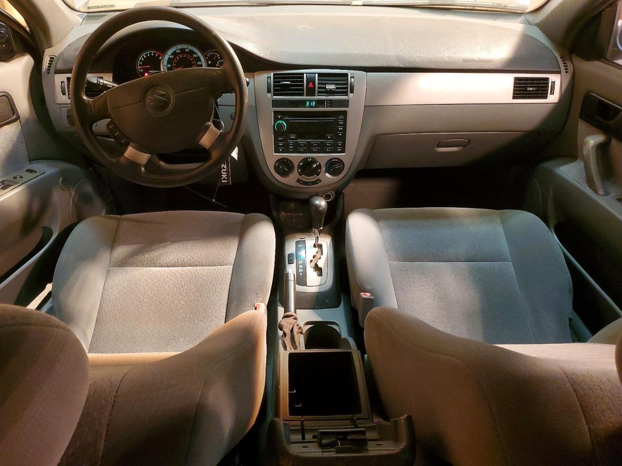2004 Suzuki Forenza S Silver vin: KL5JD52Z14K048088