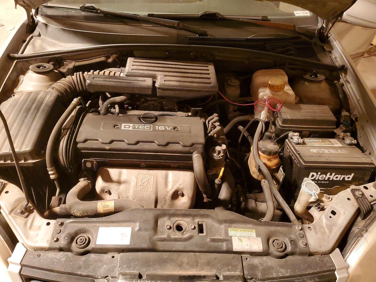 2004 Suzuki Forenza S Silver vin: KL5JD52Z14K048088