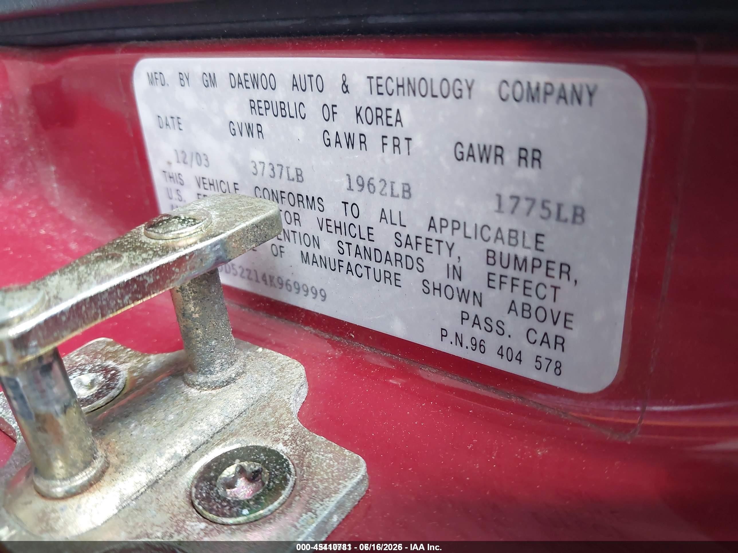 2004 Suzuki Forenza S Red vin: KL5JD52Z14K969999