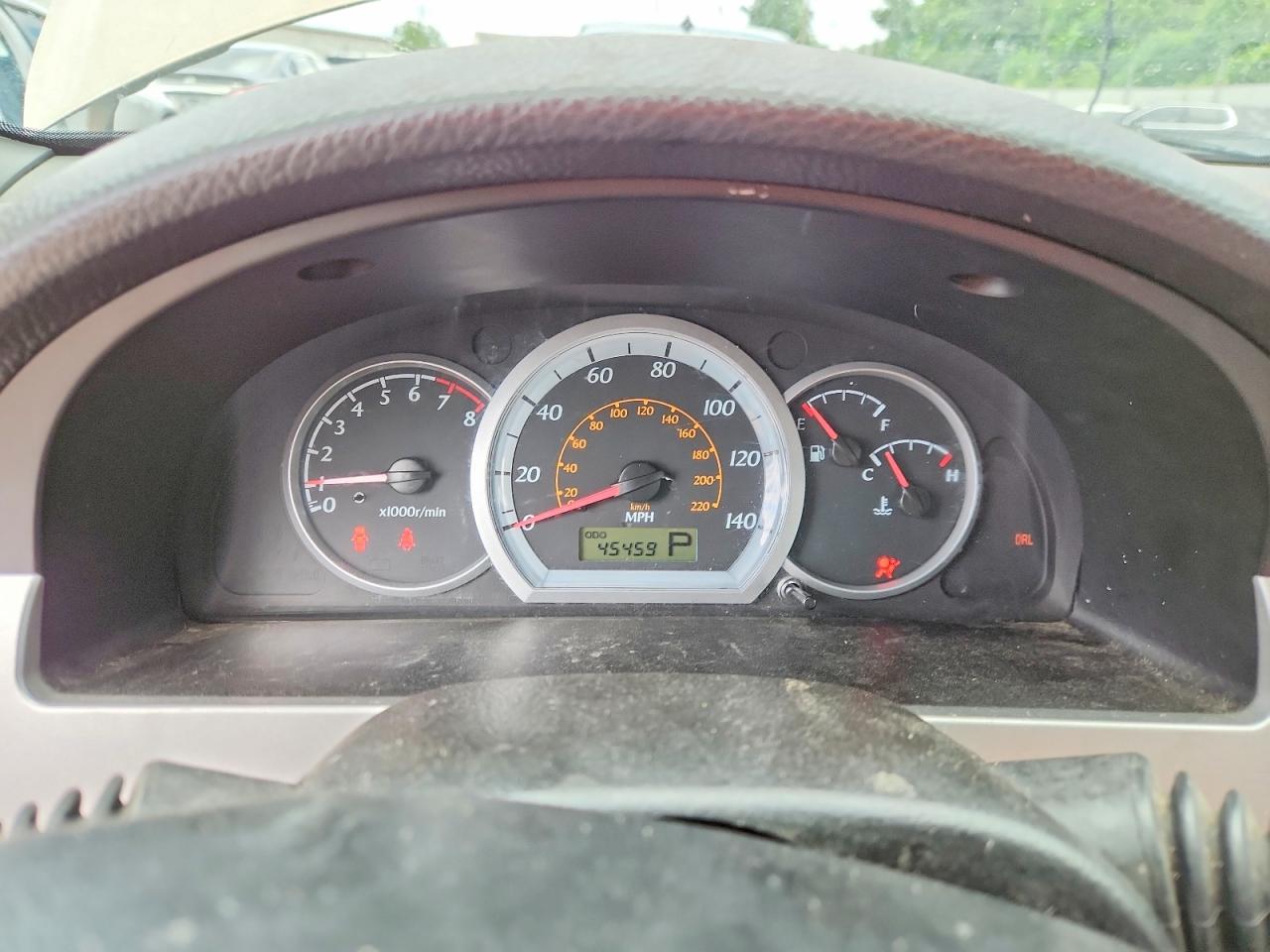 2004 Suzuki Forenza S Tan vin: KL5JD52Z34K946529