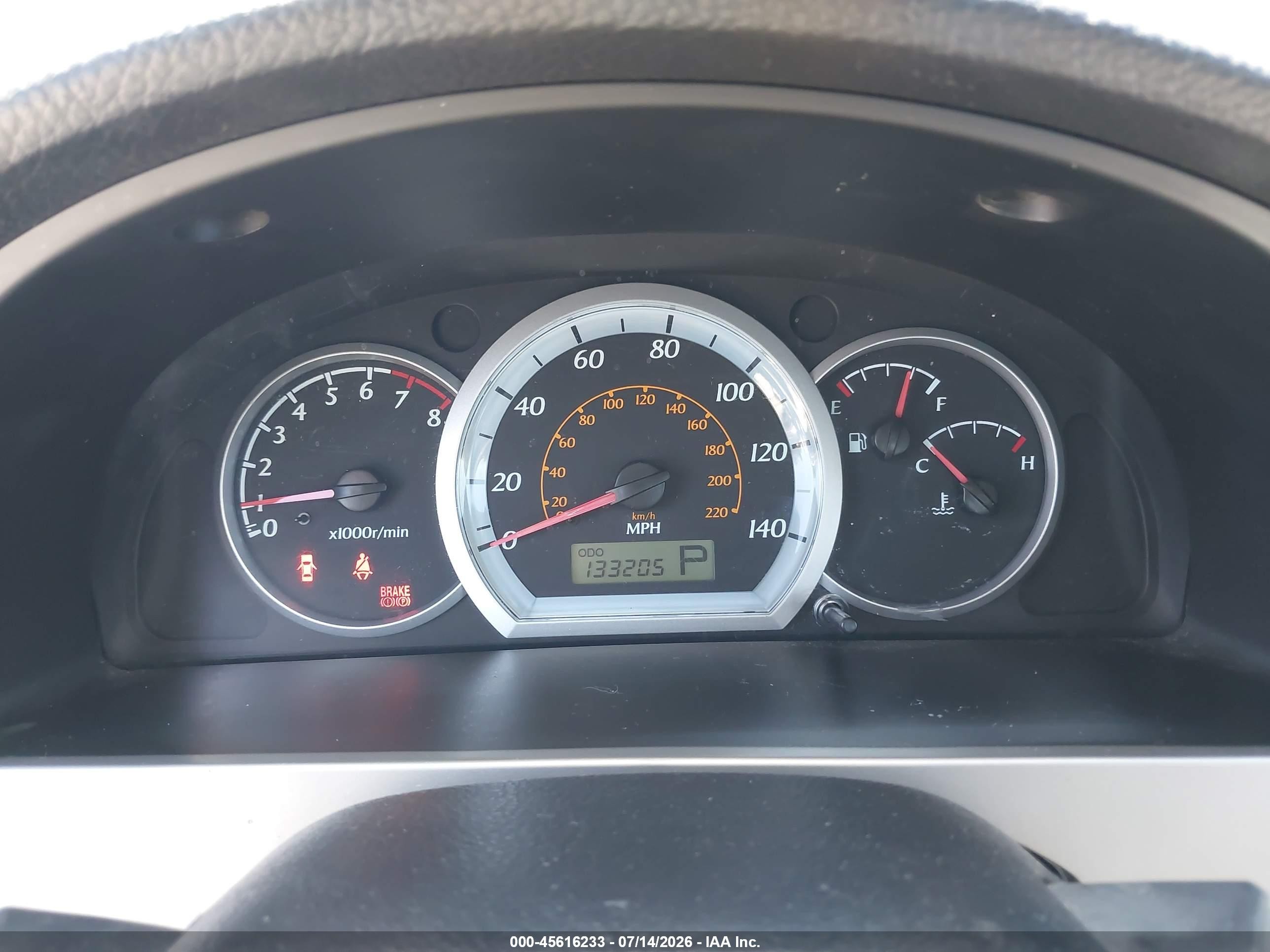 2004 Suzuki Forenza S Red vin: KL5JD52Z64K955001