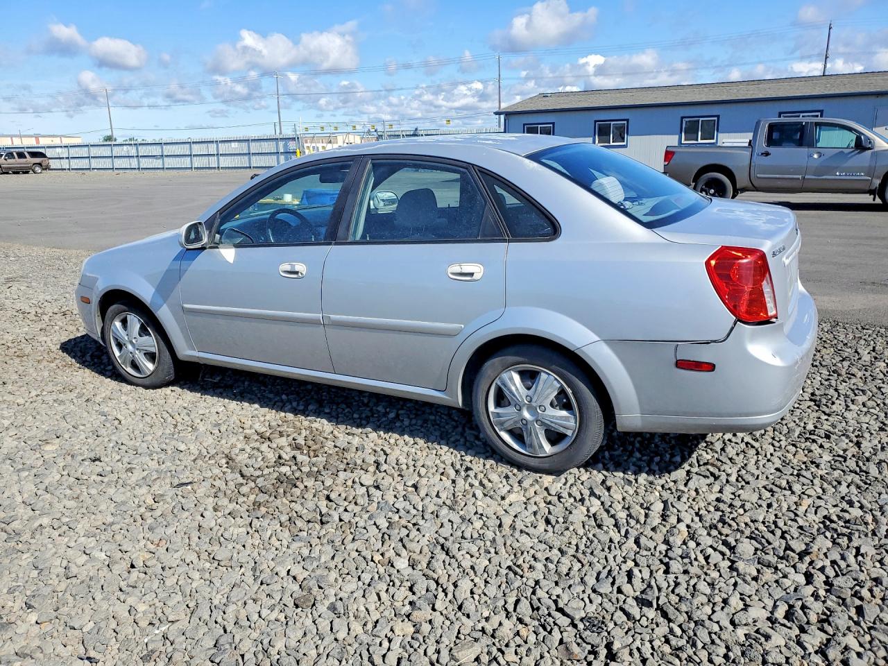 2004 Suzuki Forenza S Silver vin: KL5JD52Z84K975332