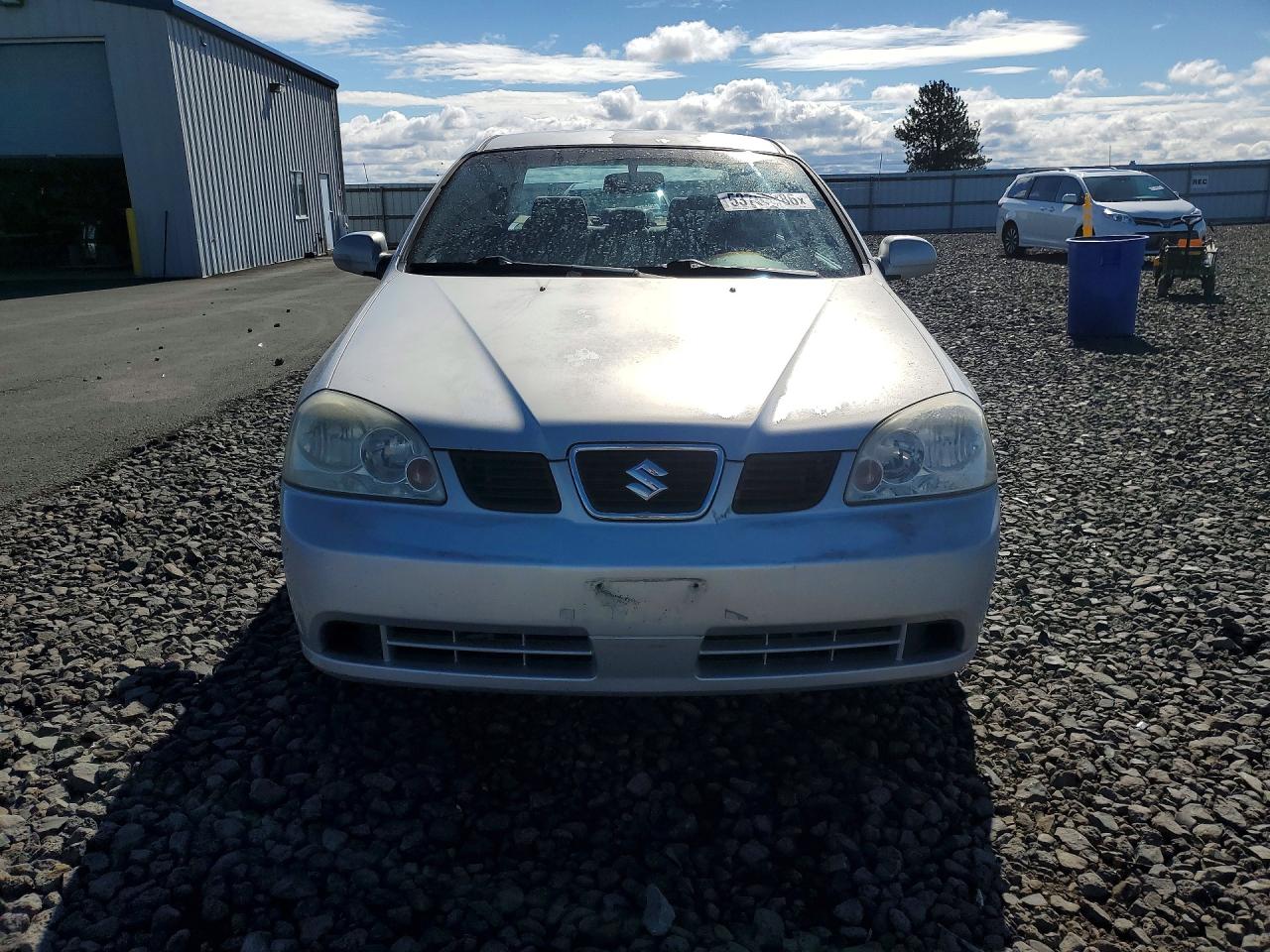 2004 Suzuki Forenza S Silver vin: KL5JD52Z84K975332