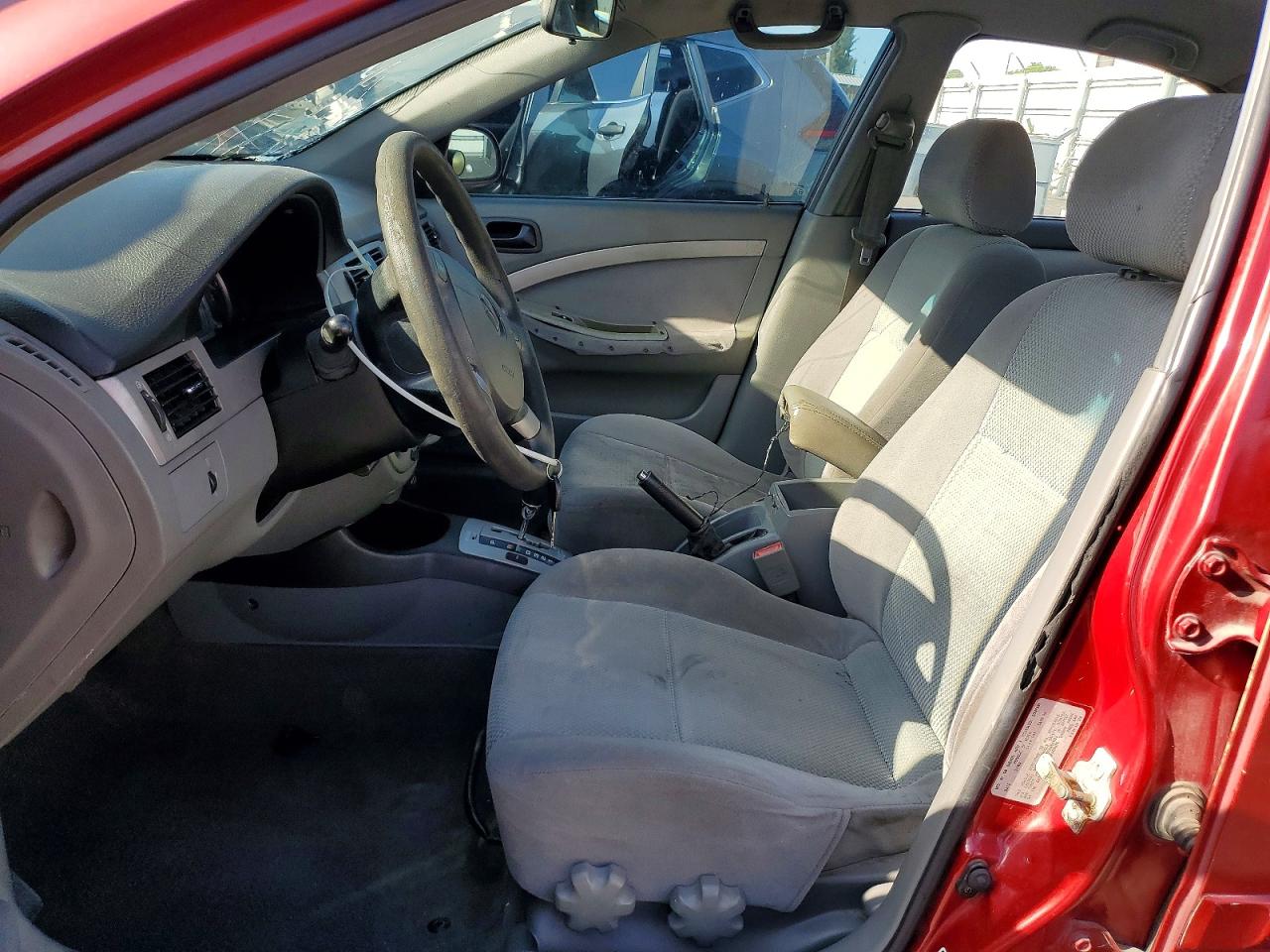 2006 Suzuki Forenza Red vin: KL5JD56Z06K424325