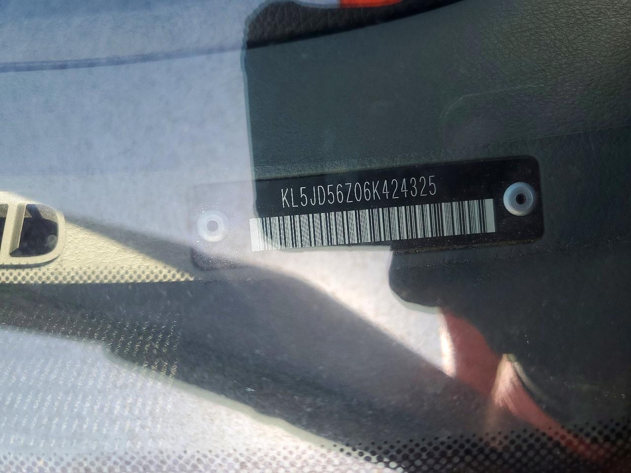 2006 Suzuki Forenza Red vin: KL5JD56Z06K424325