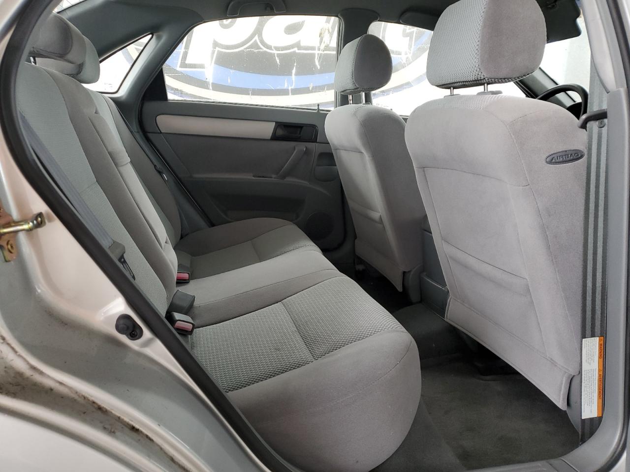 2006 Suzuki Forenza Silver vin: KL5JD56Z56K476288