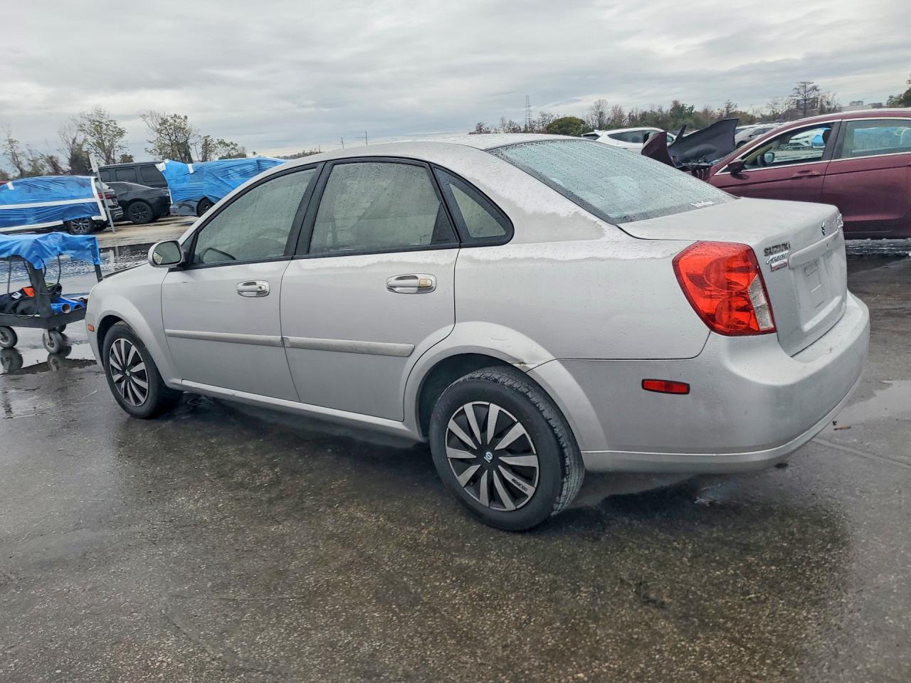2007 Suzuki Forenza Base Silver vin: KL5JD56Z57K526978
