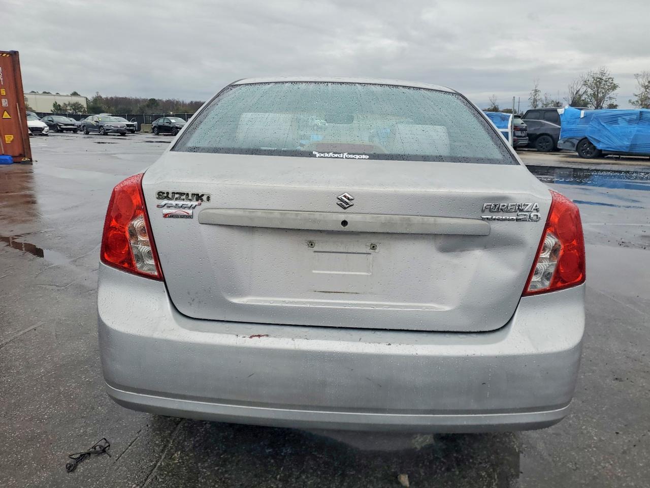 2007 Suzuki Forenza Base Silver vin: KL5JD56Z57K526978