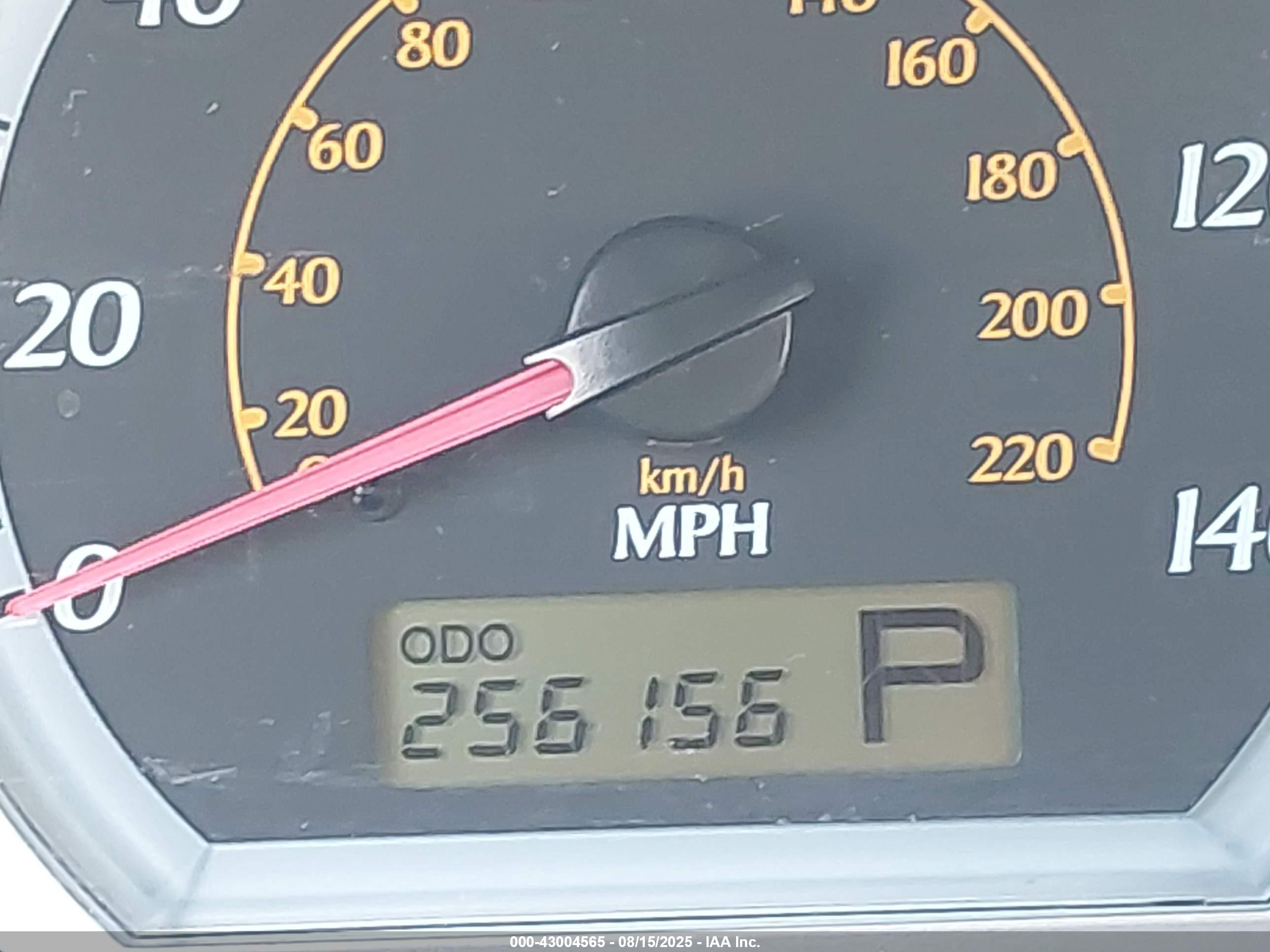 2006 Suzuki Forenza   Silver vin: KL5JD56Z76K298173