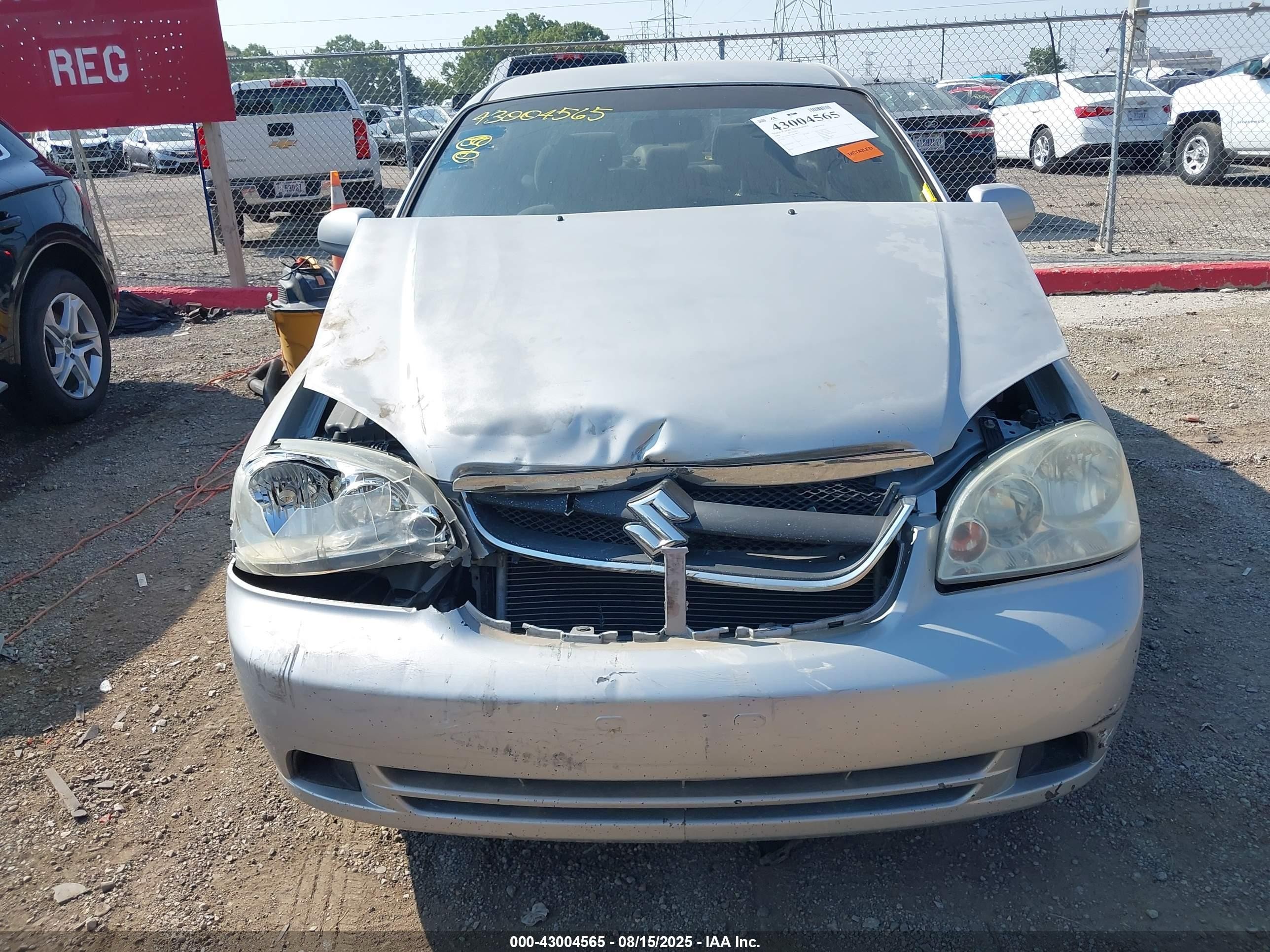 2006 Suzuki Forenza   Silver vin: KL5JD56Z76K298173