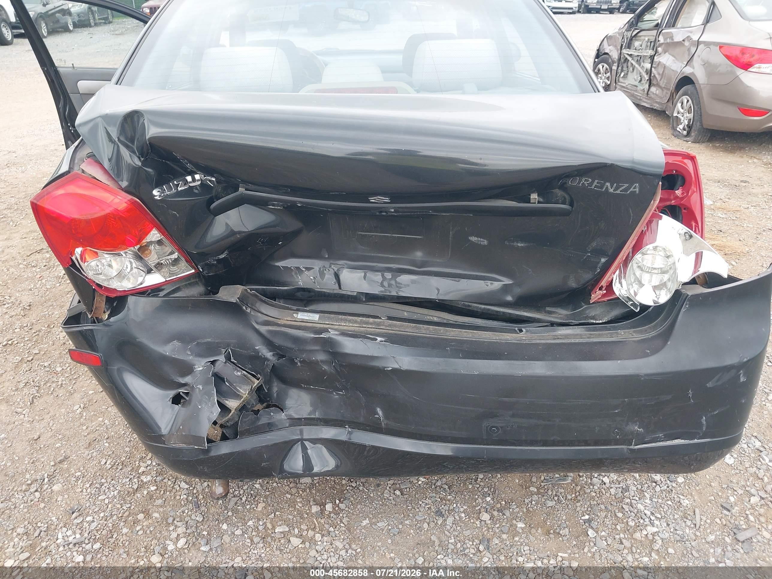 2008 Suzuki Forenza Convenience/popular Black vin: KL5JD56Z88K803625