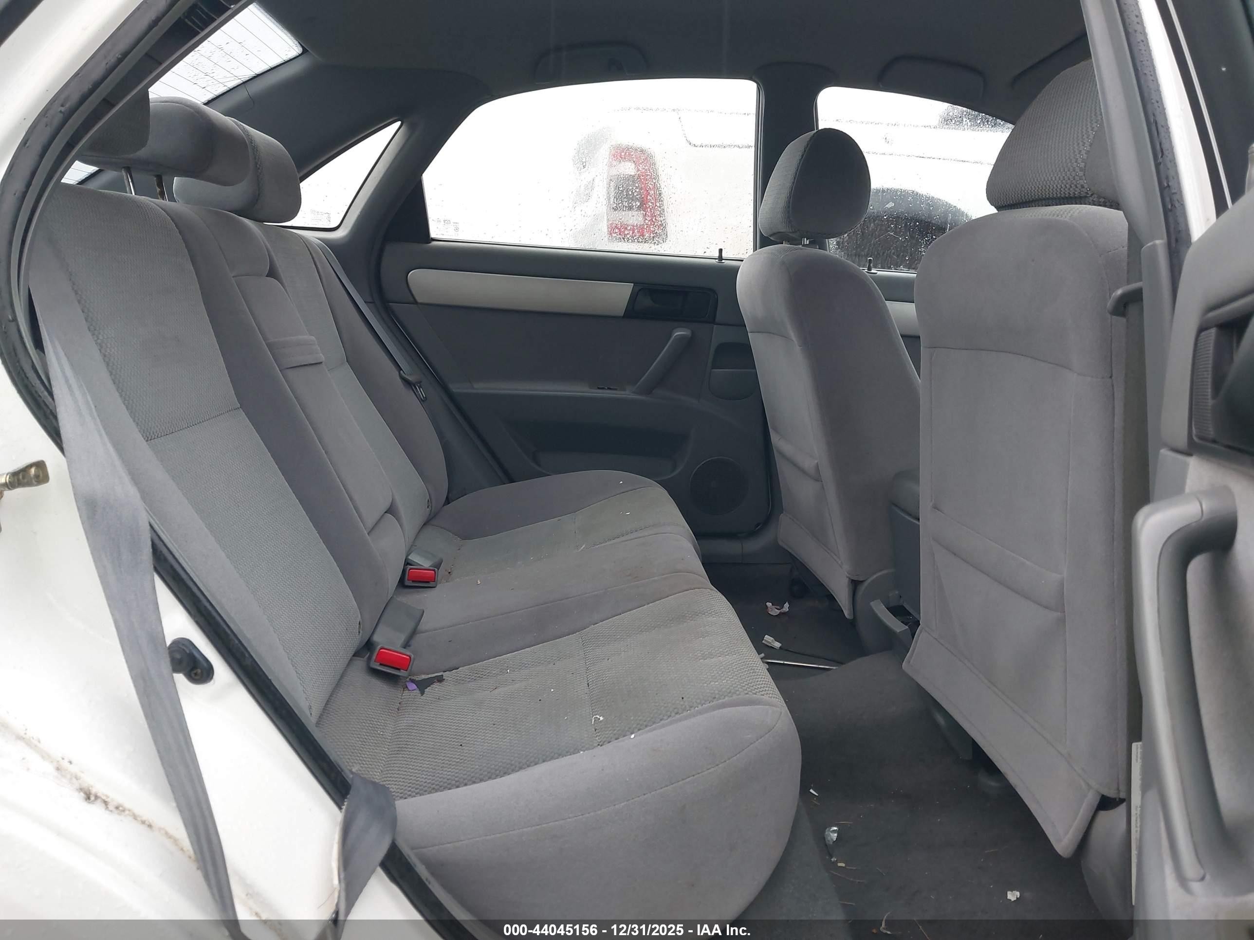 2006 Suzuki Forenza   White vin: KL5JD56Z96K416790
