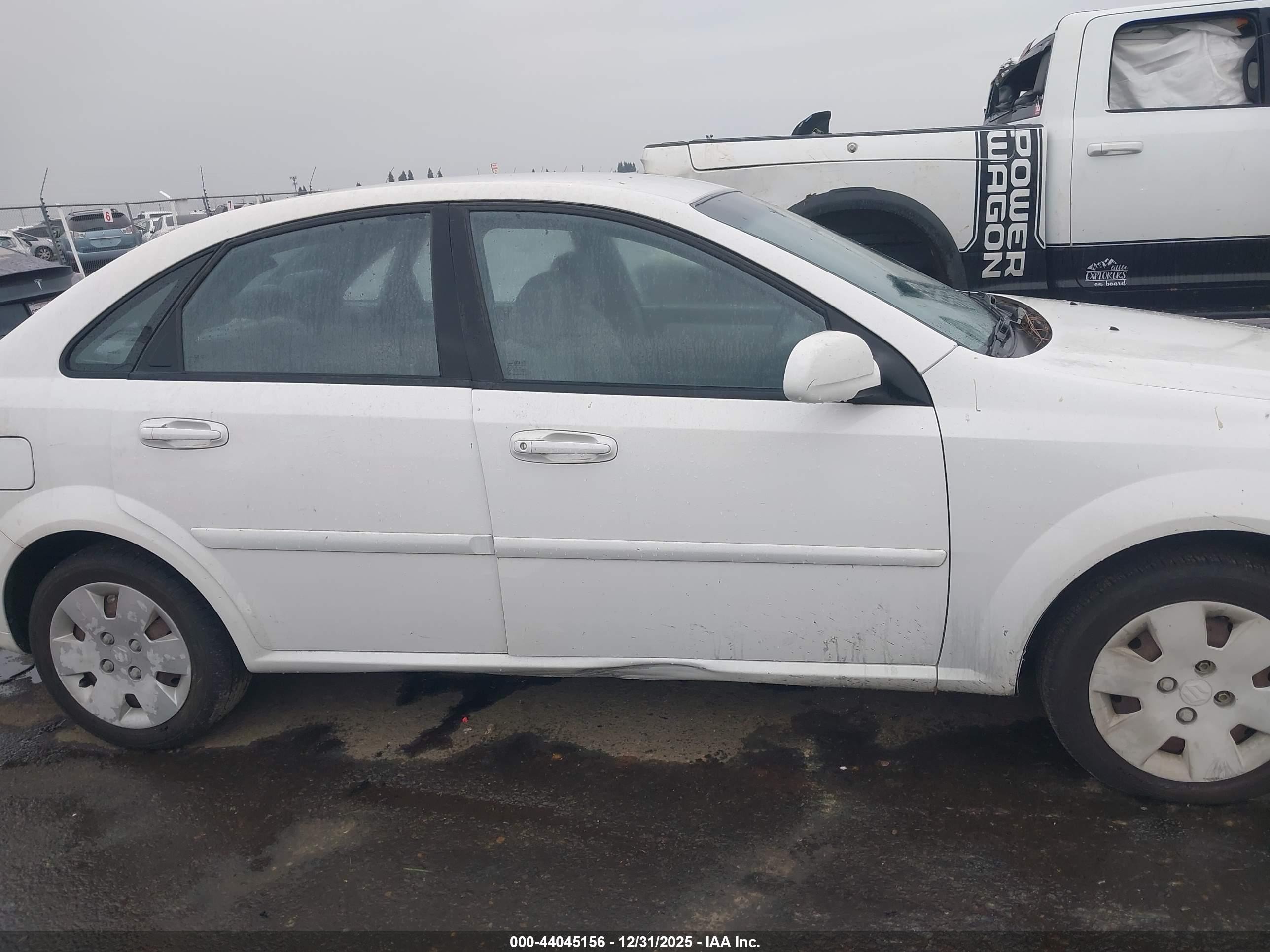 2006 Suzuki Forenza   White vin: KL5JD56Z96K416790