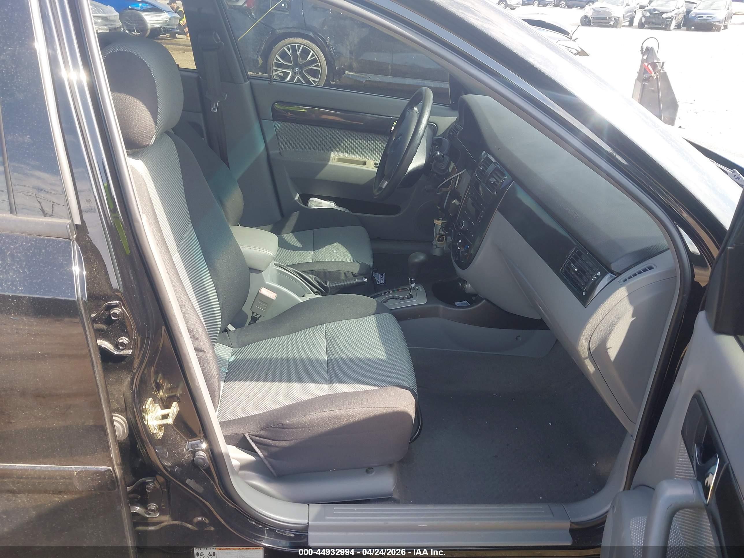 2006 Suzuki Forenza   Black vin: KL5JD56ZX6K393276