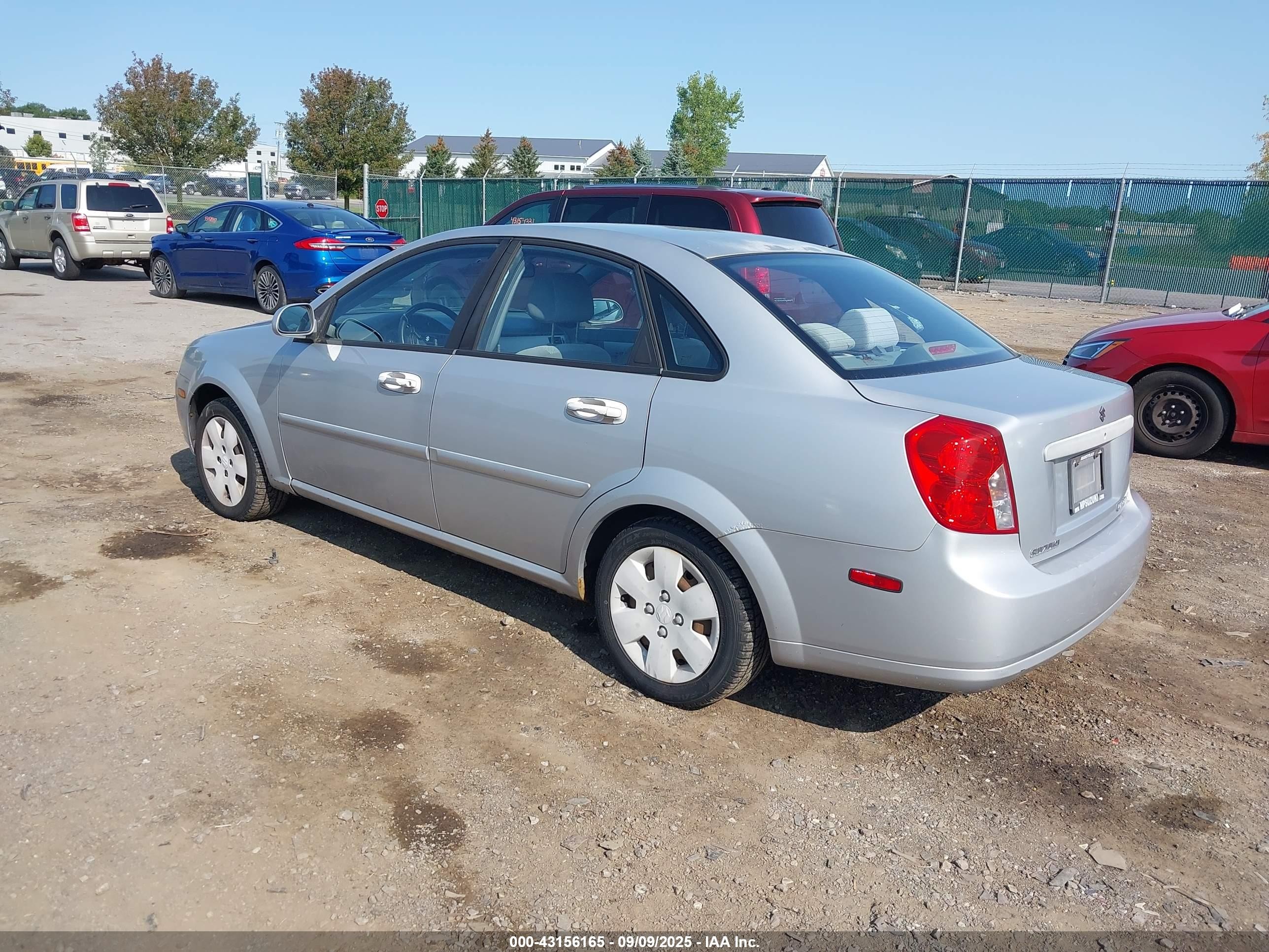 2006 Suzuki Forenza   Silver vin: KL5JD56ZX6K401022