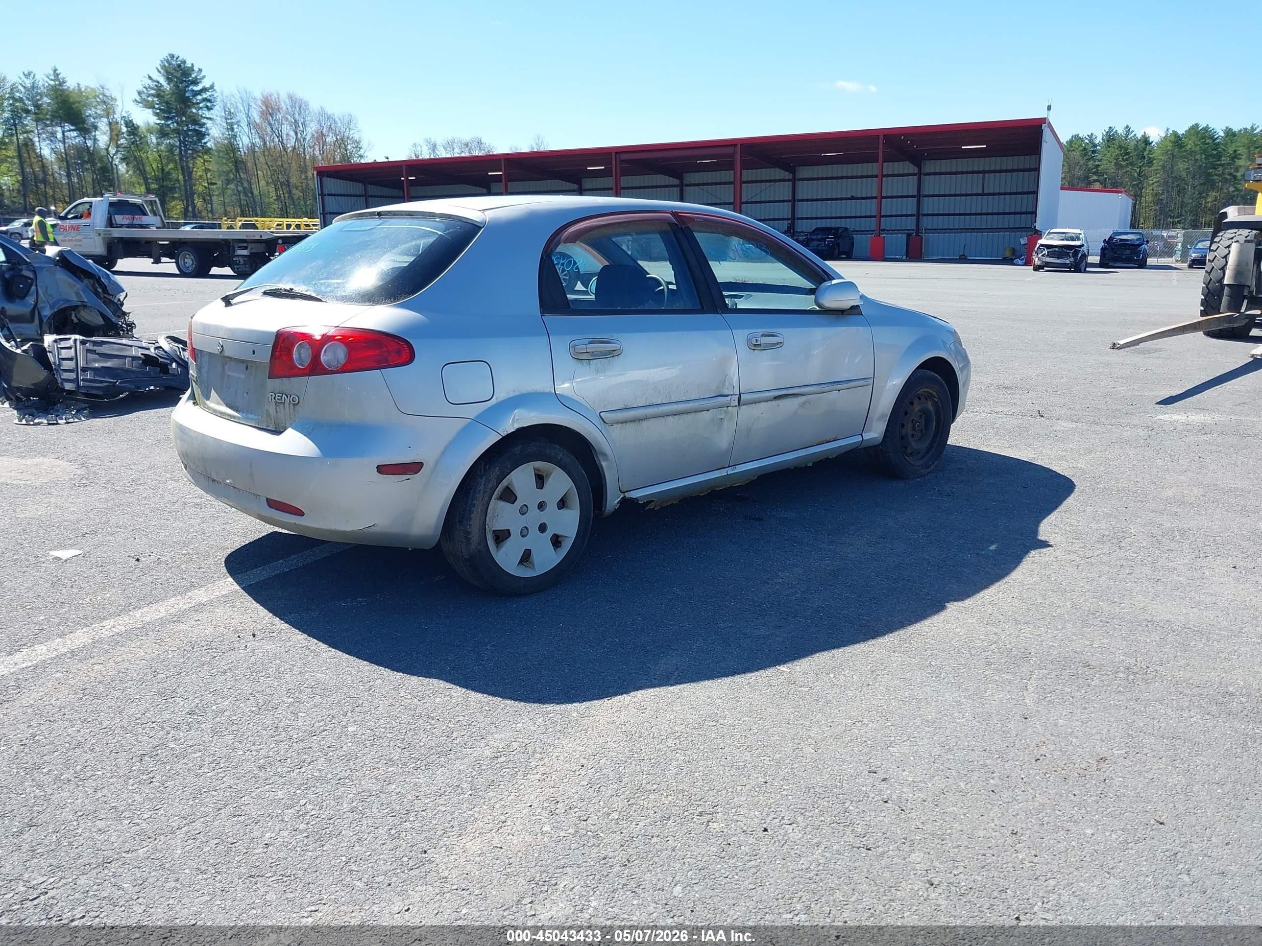 2007 Suzuki Reno   Silver vin: KL5JD66Z27K588232