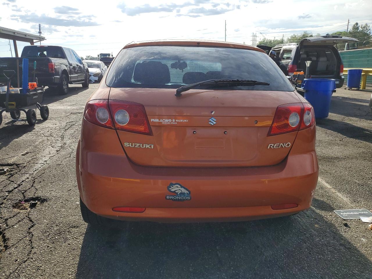 2007 Suzuki Reno Base Orange vin: KL5JD66Z47K556205