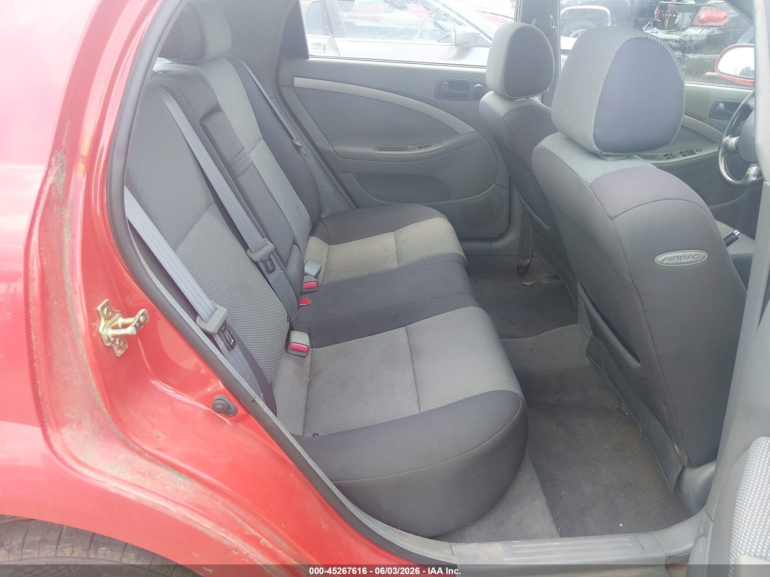 2006 Suzuki Reno Convenience Red vin: KL5JD66ZX6K434530