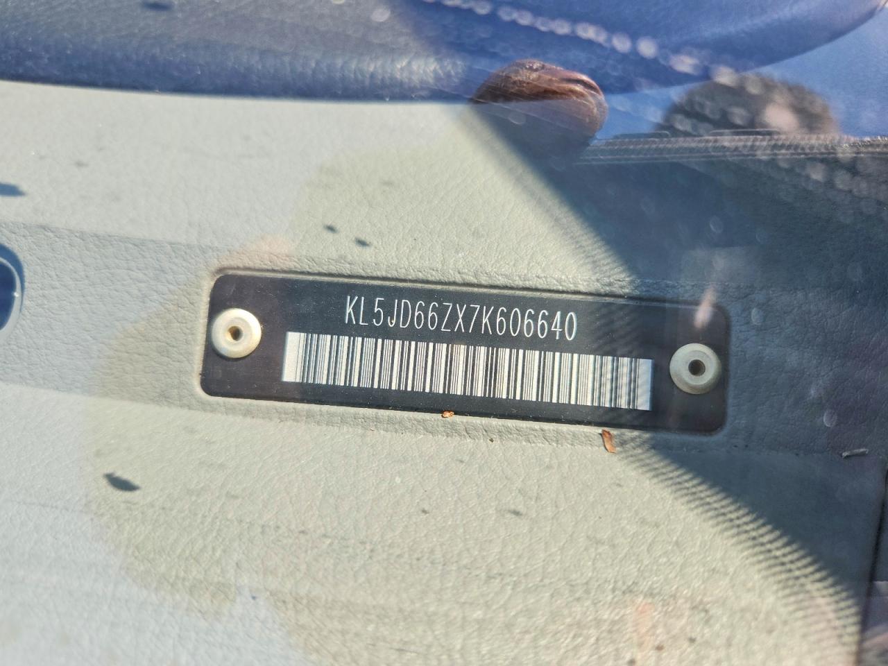 2007 Suzuki Reno Base Black vin: KL5JD66ZX7K606640
