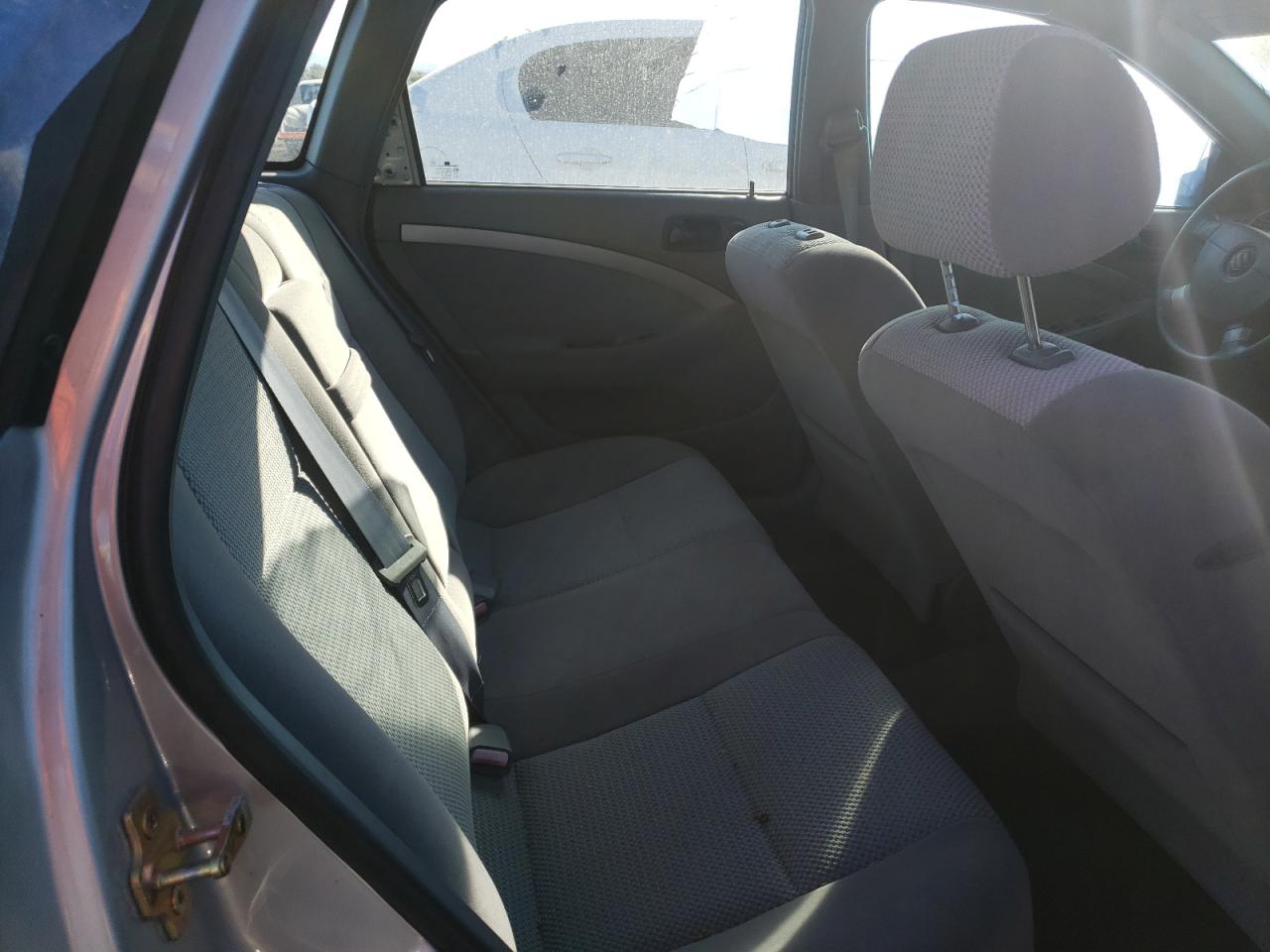 2006 Suzuki Forenza Серебряный vin: KL5JD86Z26K344820