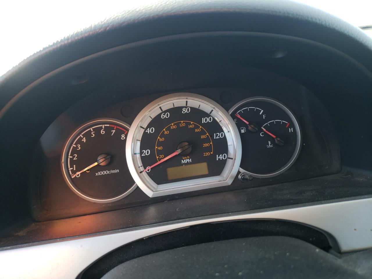 2006 Suzuki Forenza Серебряный vin: KL5JD86Z26K344820
