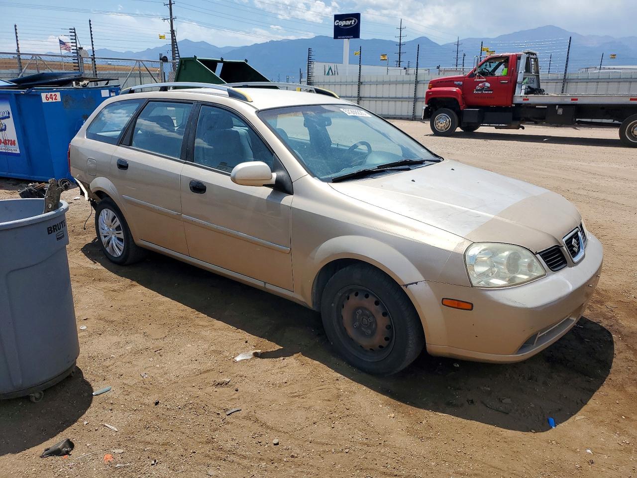 2005 Suzuki Forenza 4d Beige vin: KL5JD86Z35K128974