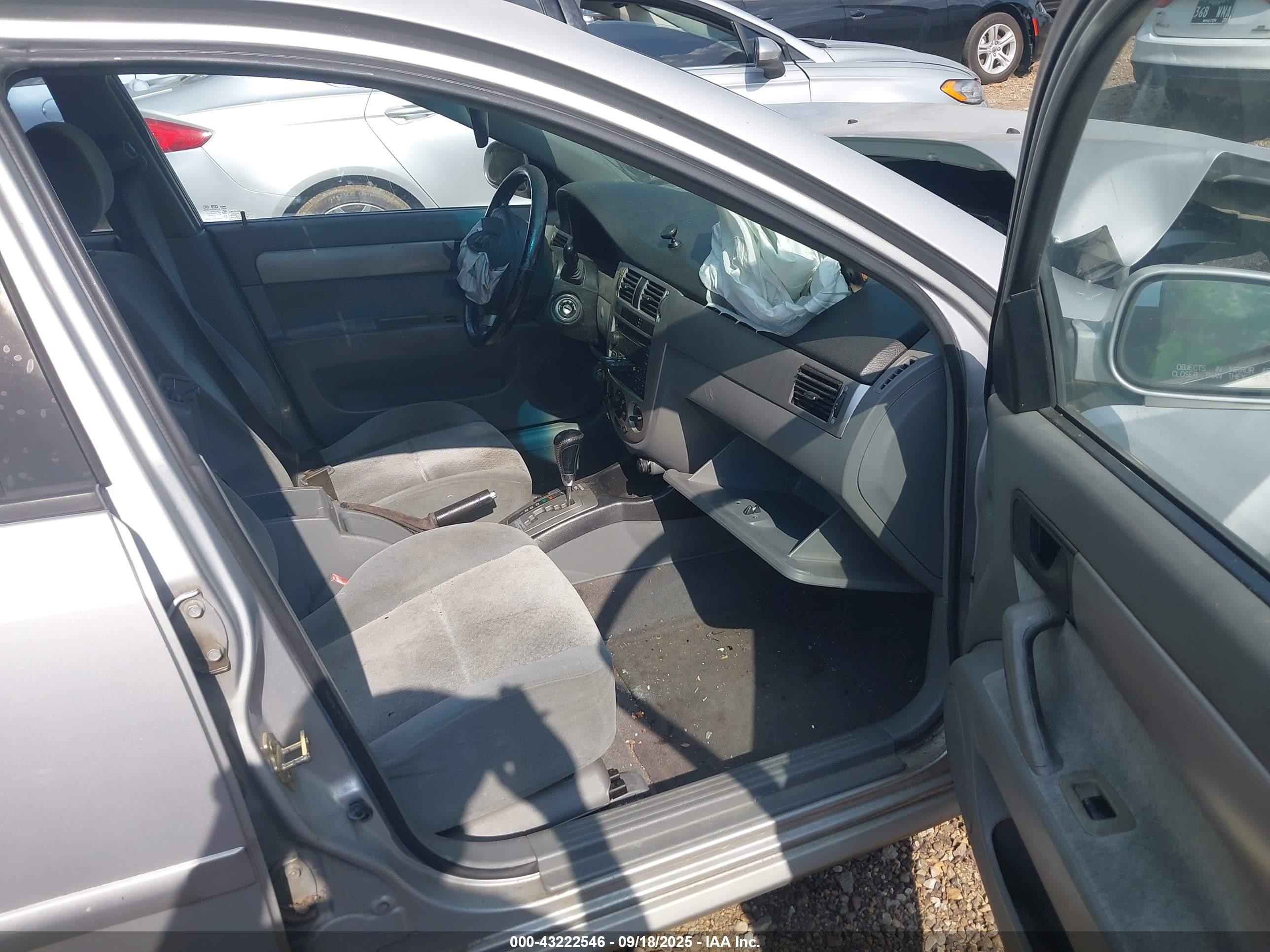 2004 Suzuki Forenza Ex/lx Gray vin: KL5JJ52Z24K066981