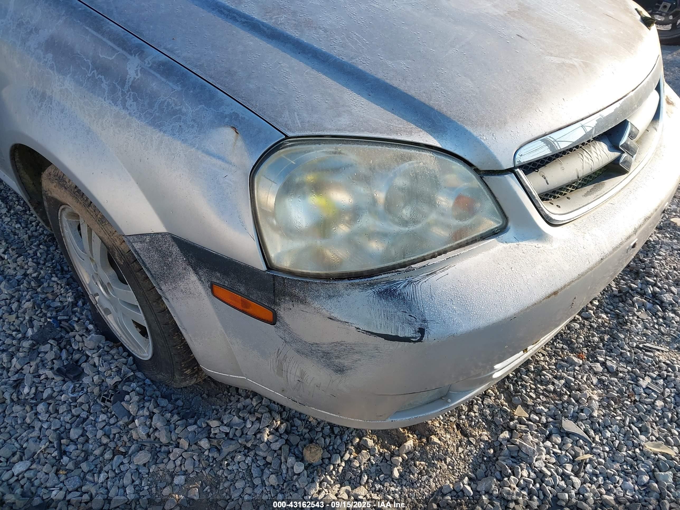 2006 Suzuki Forenza Premium Silver vin: KL5JJ56Z46K287186