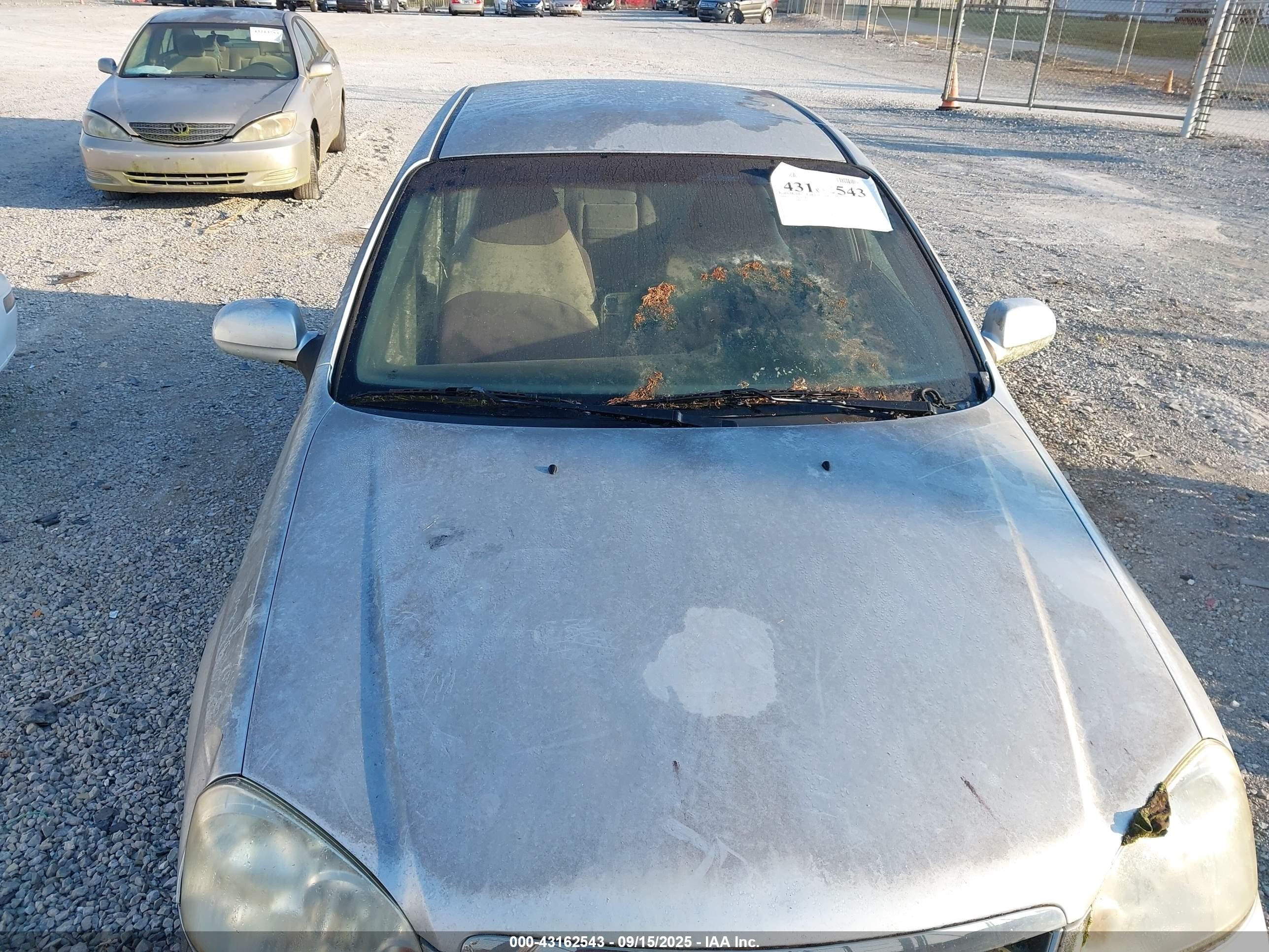2006 Suzuki Forenza Premium Silver vin: KL5JJ56Z46K287186