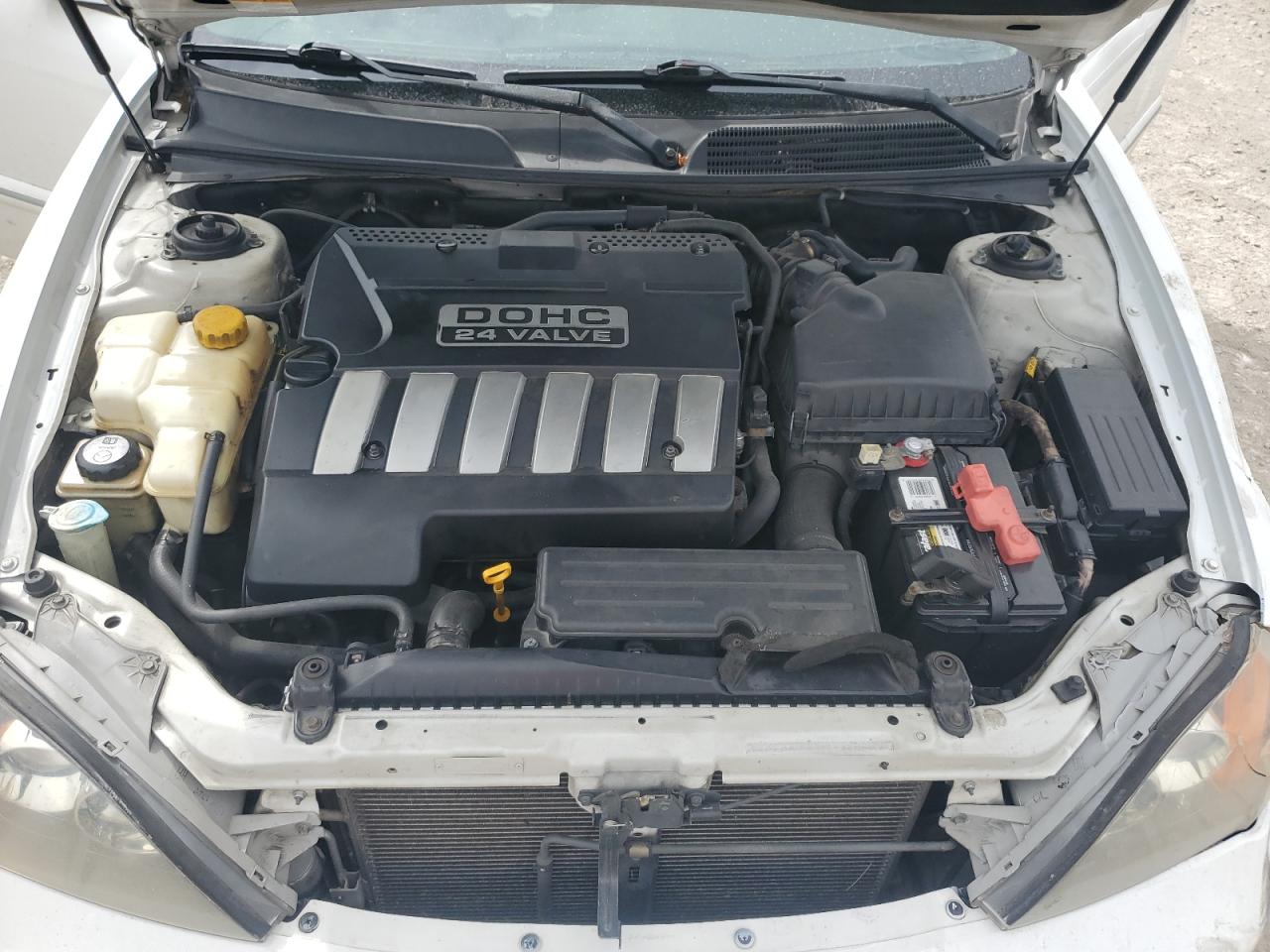 2004 Suzuki Verona S White vin: KL5VJ52L04B108738