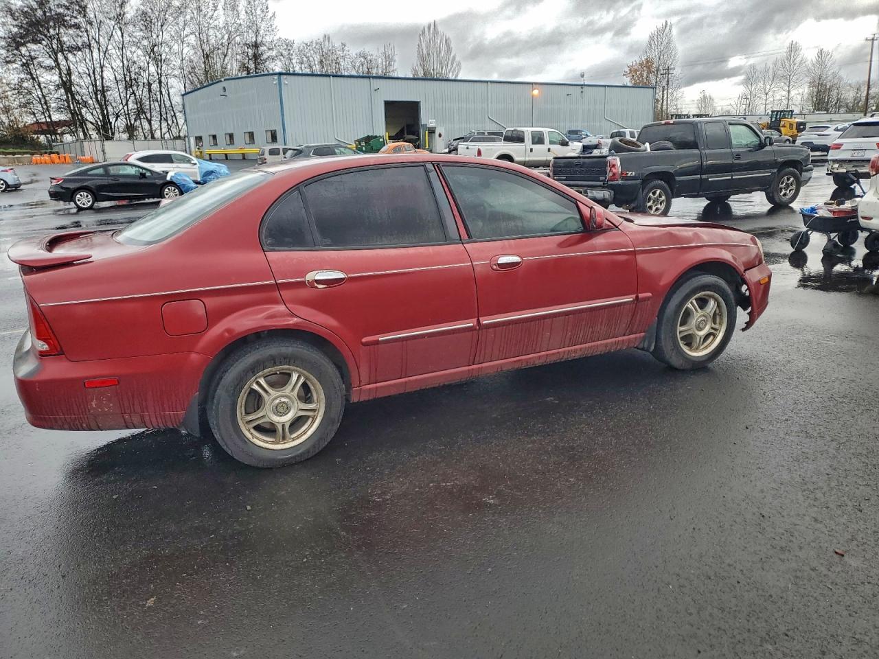 2005 Suzuki Verona S Red vin: KL5VJ56L65B155039