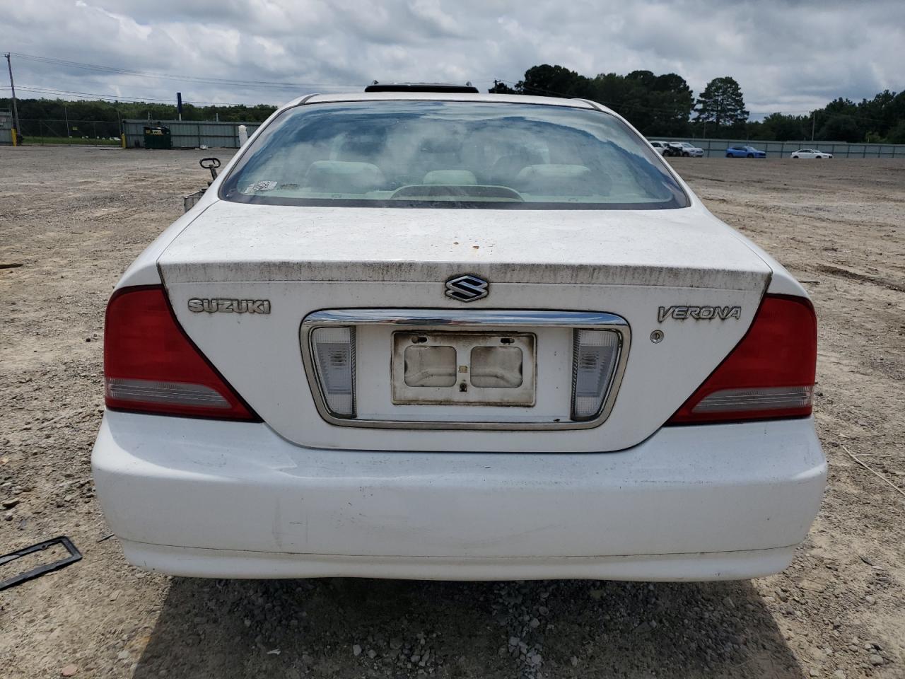 2004 Suzuki Verona Ex   White vin: KL5VM52L64B120030