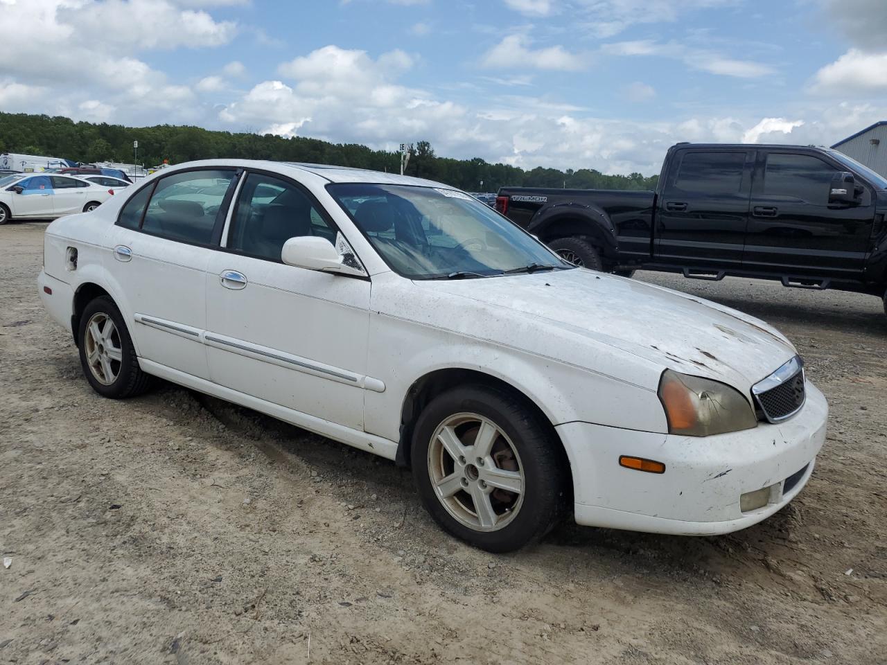 2004 Suzuki Verona Ex   White vin: KL5VM52L64B120030