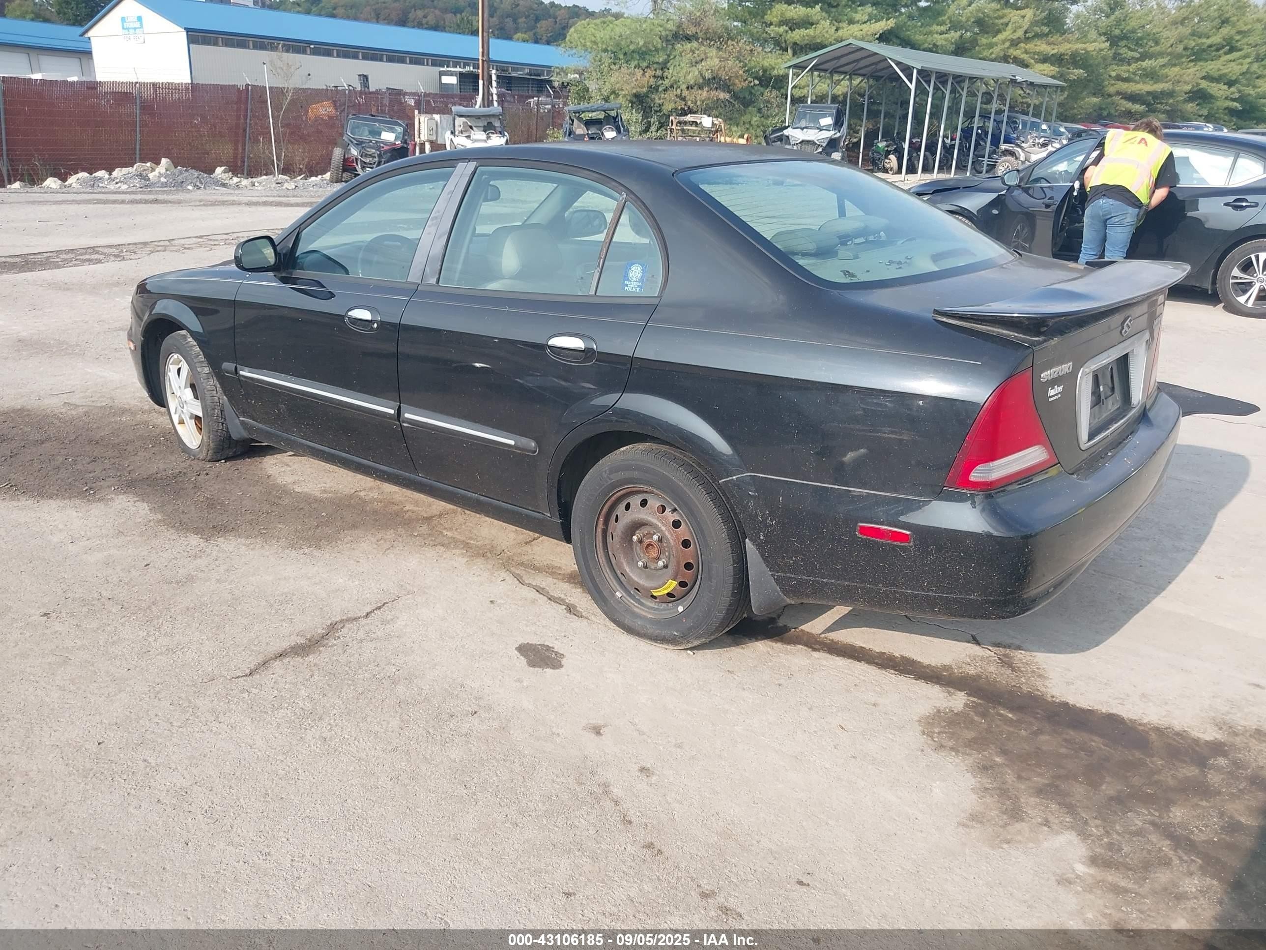 2004 Suzuki Verona Ex Black vin: KL5VM52L94B102332