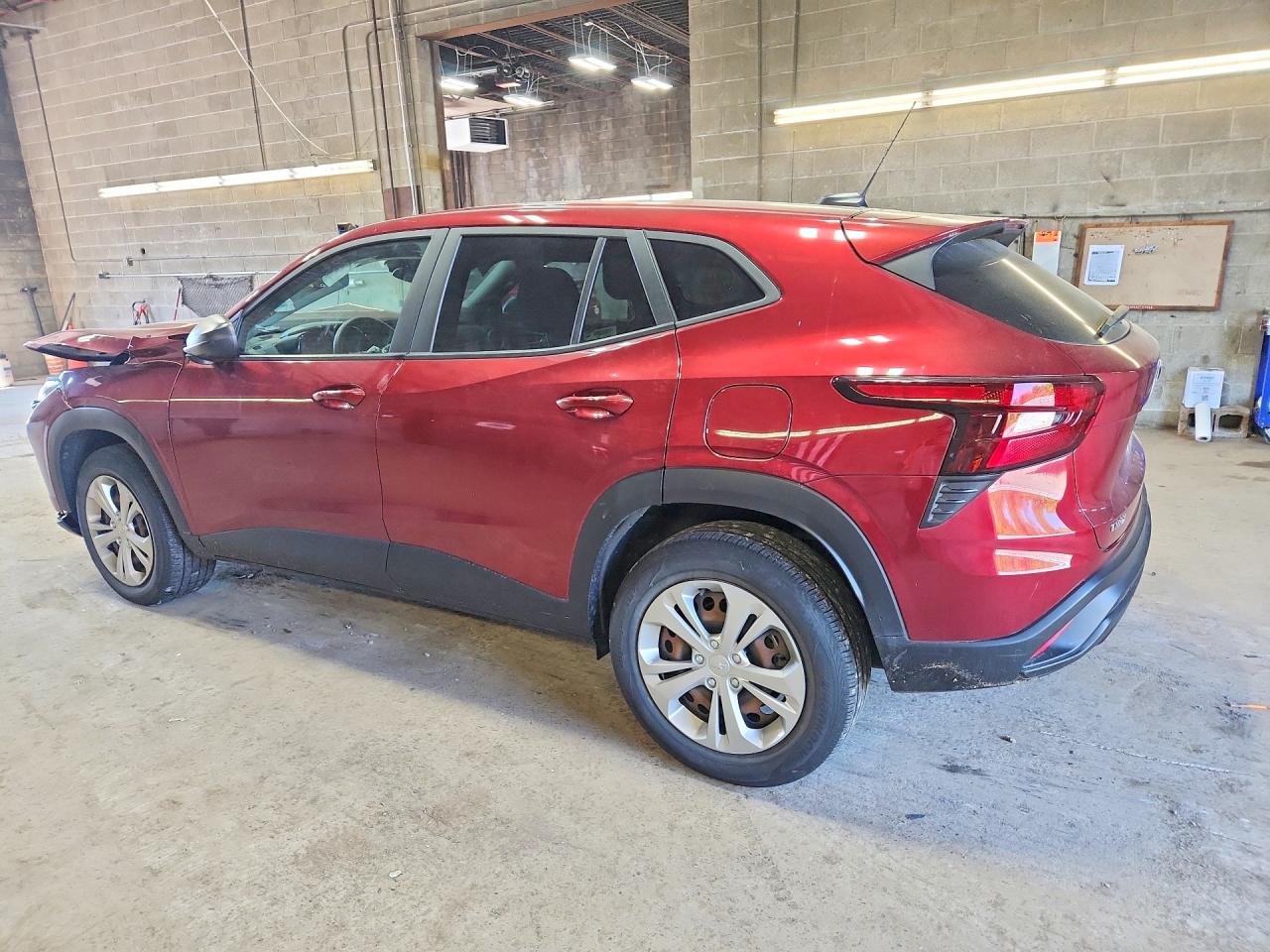 2024 Chevrolet Trax Ls Red vin: KL77LFE25RC046788