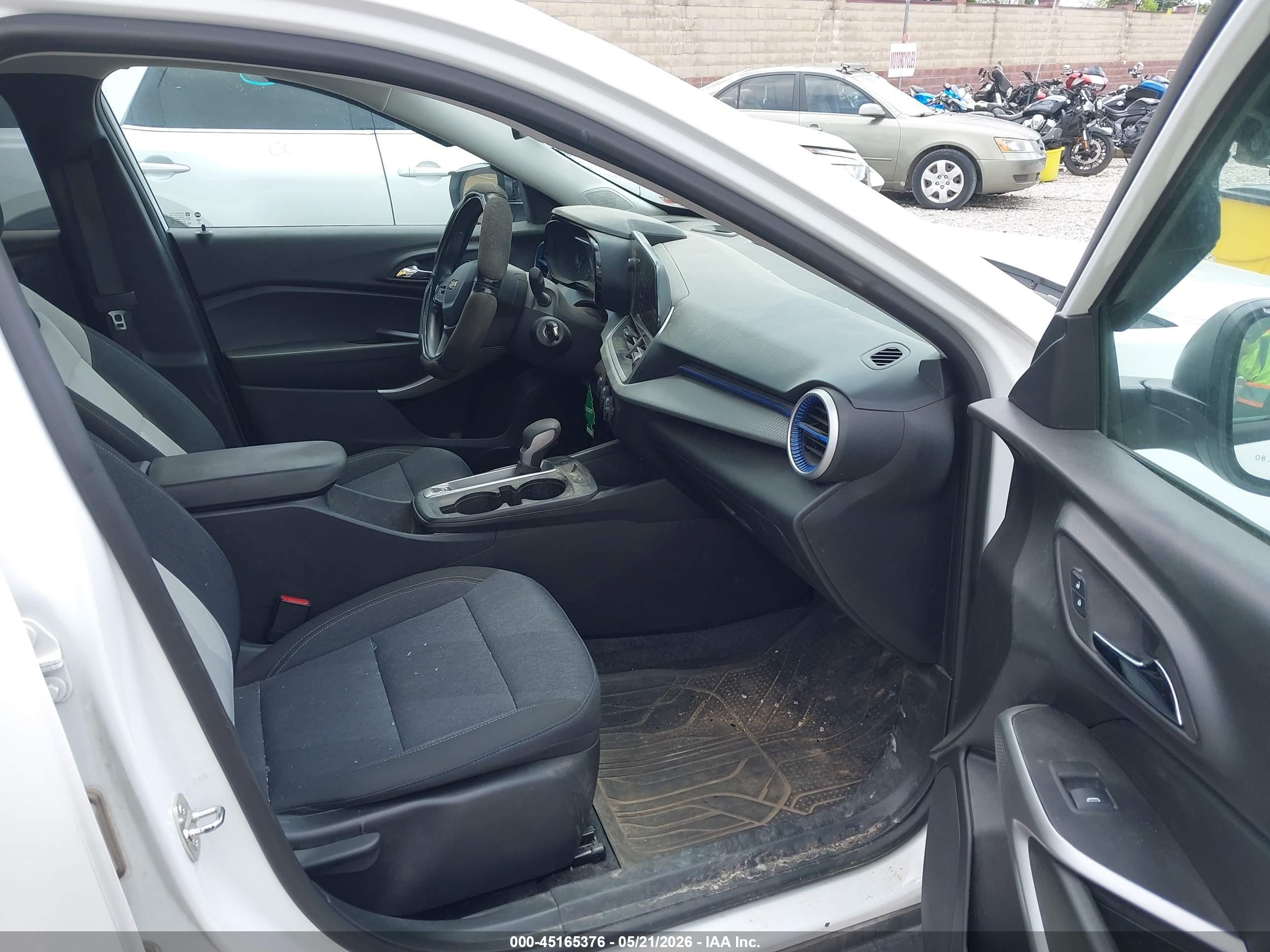 2024 Chevrolet Trax Fwd Sp Белый vin: KL77LFE27RC083678