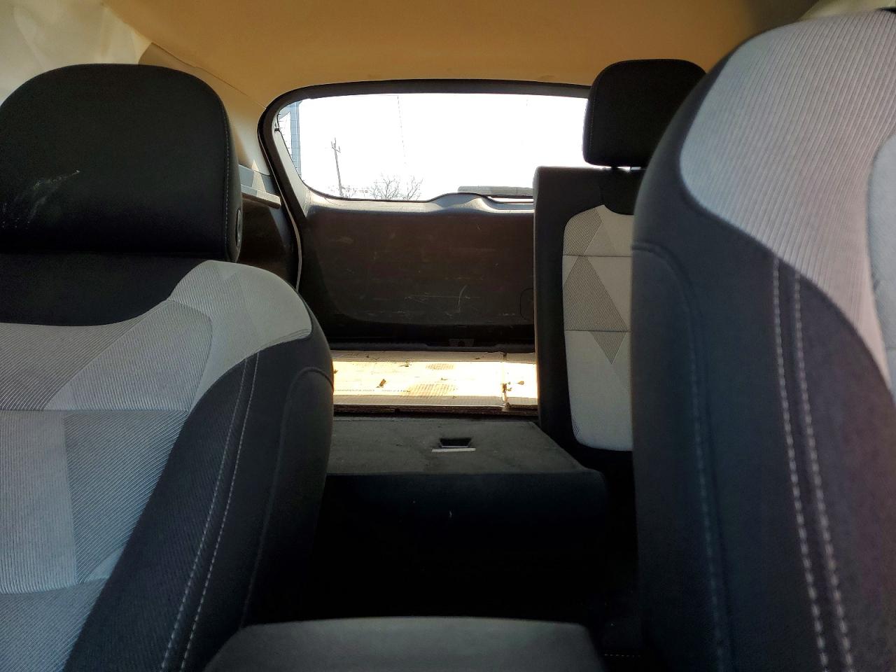 2025 Chevrolet Trax Ls Белый vin: KL77LFEP0SC117302