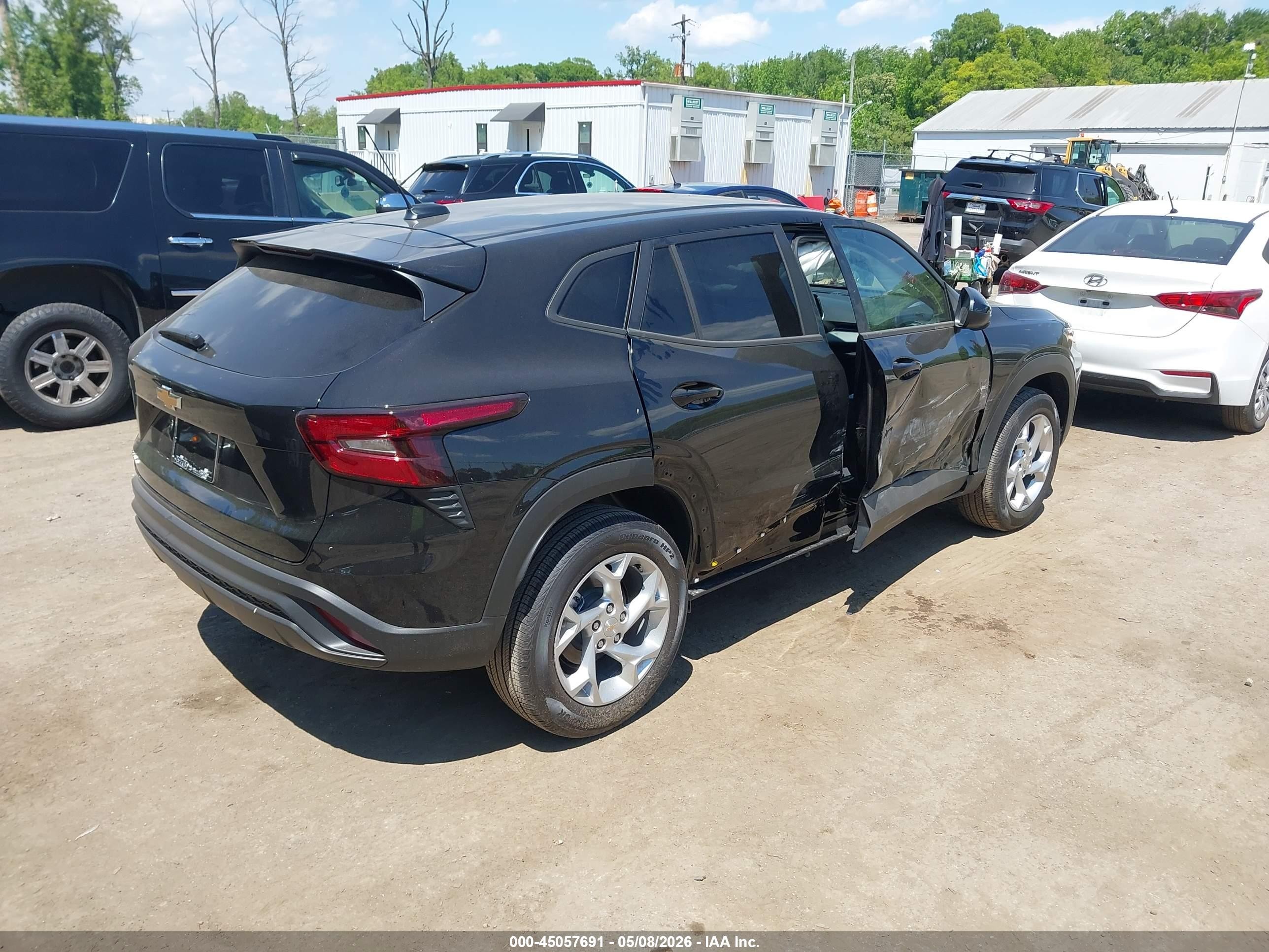 2026 Chevrolet Trax Fwd Ls Black vin: KL77LFEP6TC132775