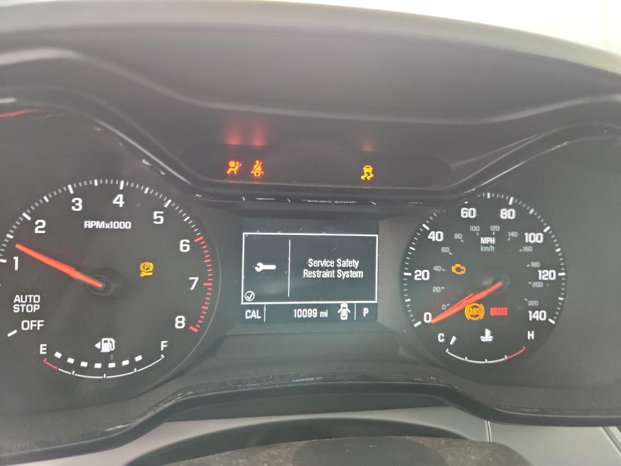 2025 Chevrolet Trax Ls Белый vin: KL77LFEP8SC197738 Damage: Warning Light - Engine, On, Unacceptable