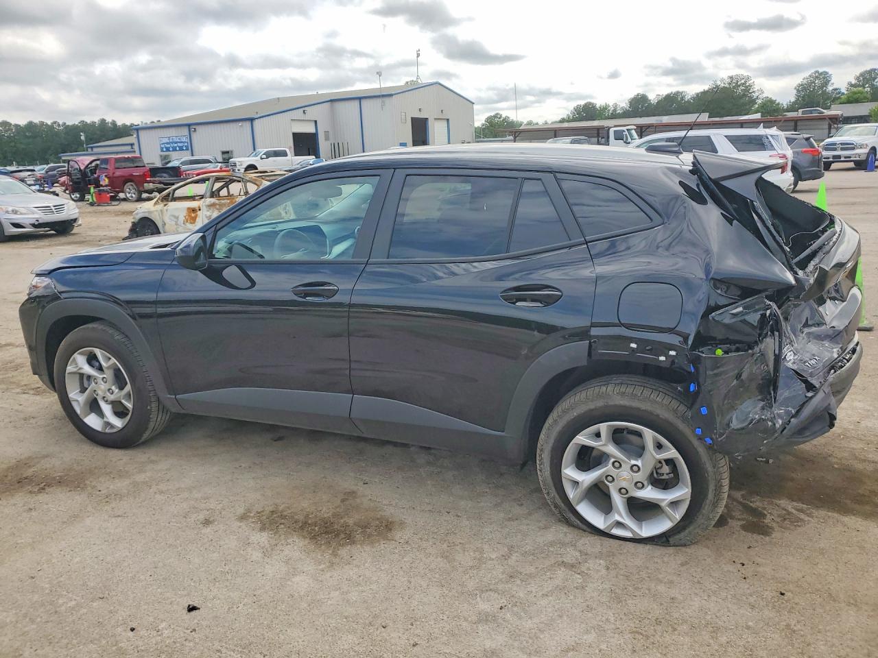 2026 Chevrolet Trax Ls Black vin: KL77LFEP9TC086598