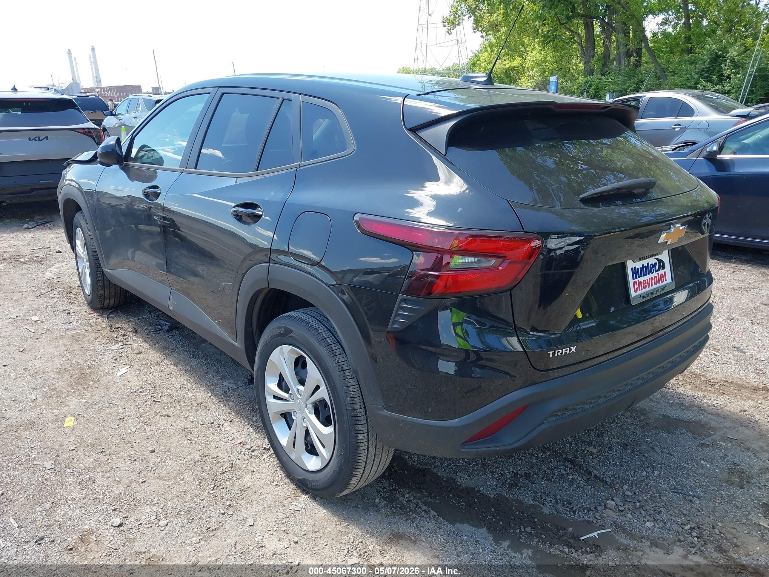 2026 Chevrolet Trax Fwd Ls Black vin: KL77LFEPXTC026393