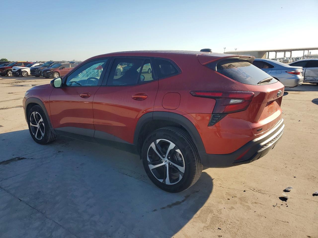 2024 Chevrolet Trax 1rs Orange vin: KL77LGE2XRC031984