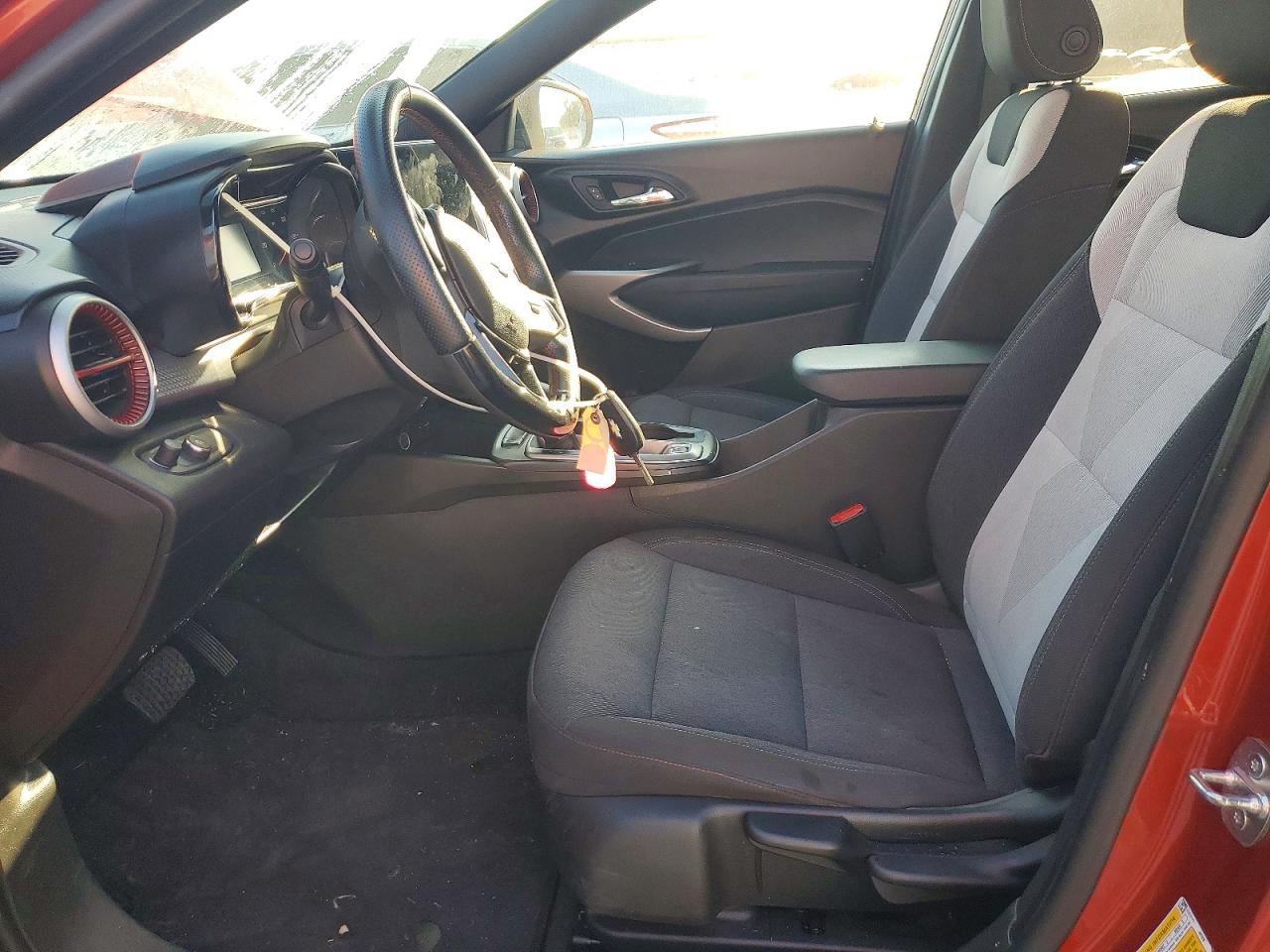 2024 Chevrolet Trax 1rs Orange vin: KL77LGE2XRC031984